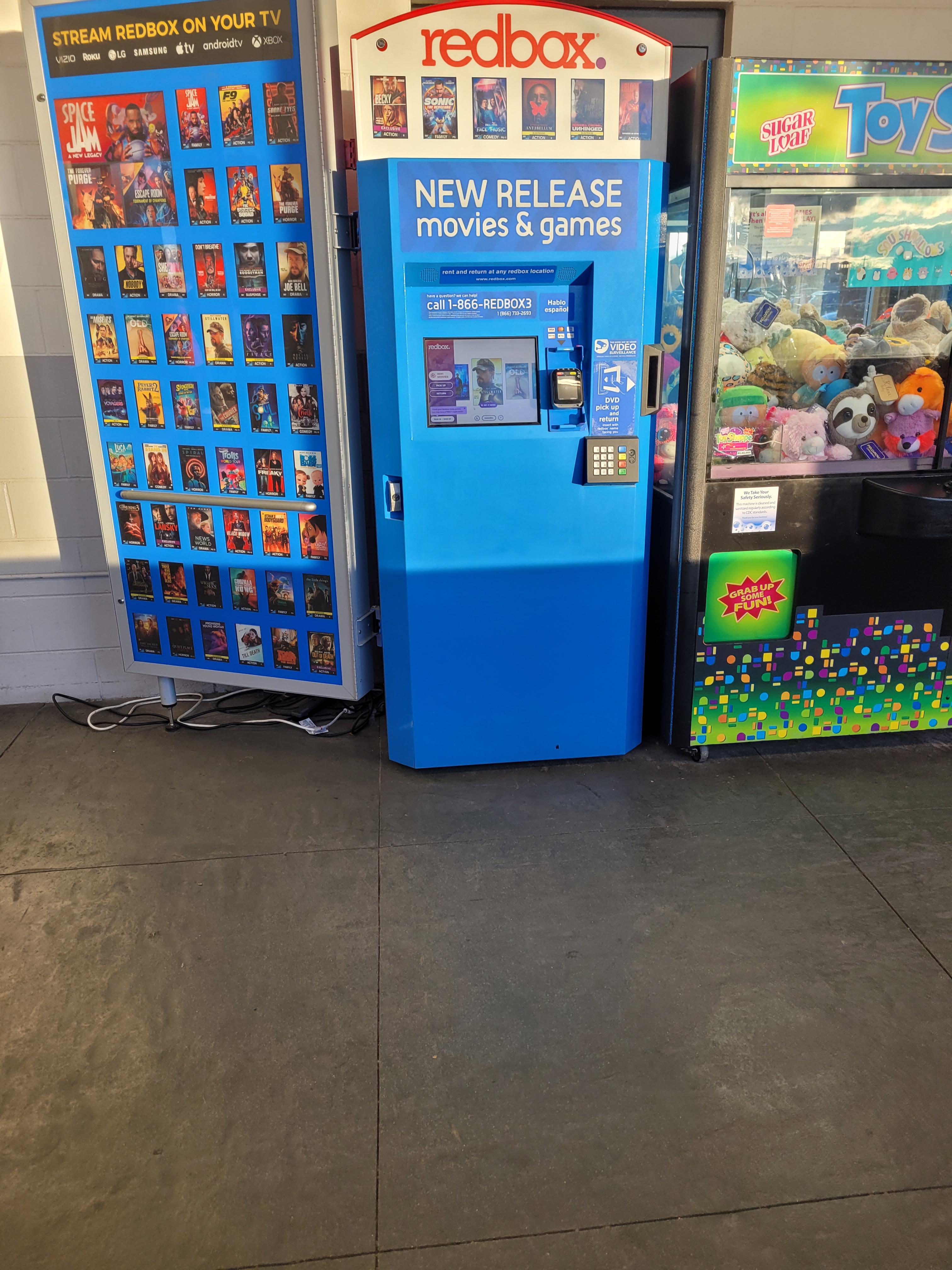 This blue redbox r/mildlyinteresting