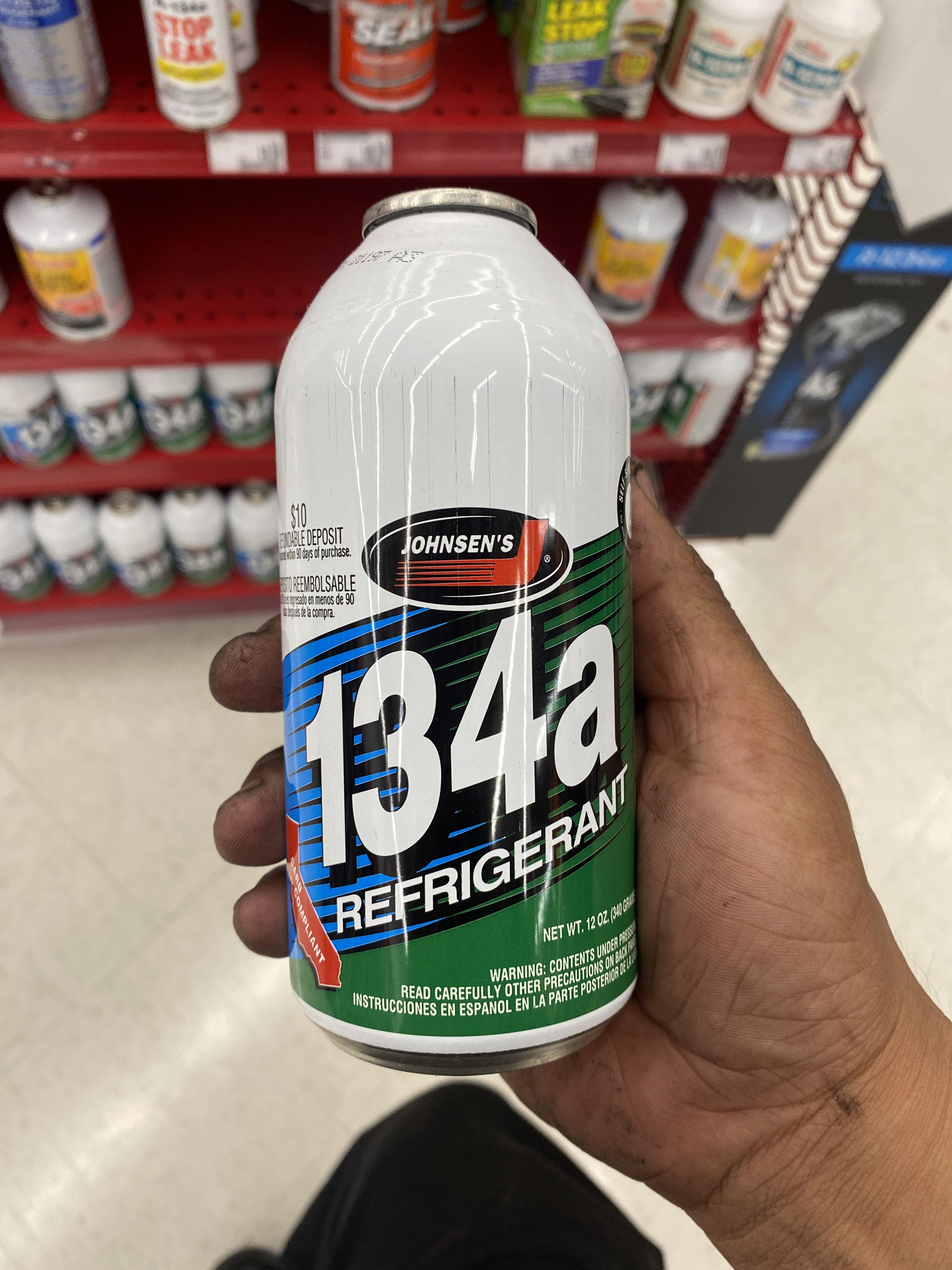 Does anyone know if this refrigerant has sealant? I’ve tried