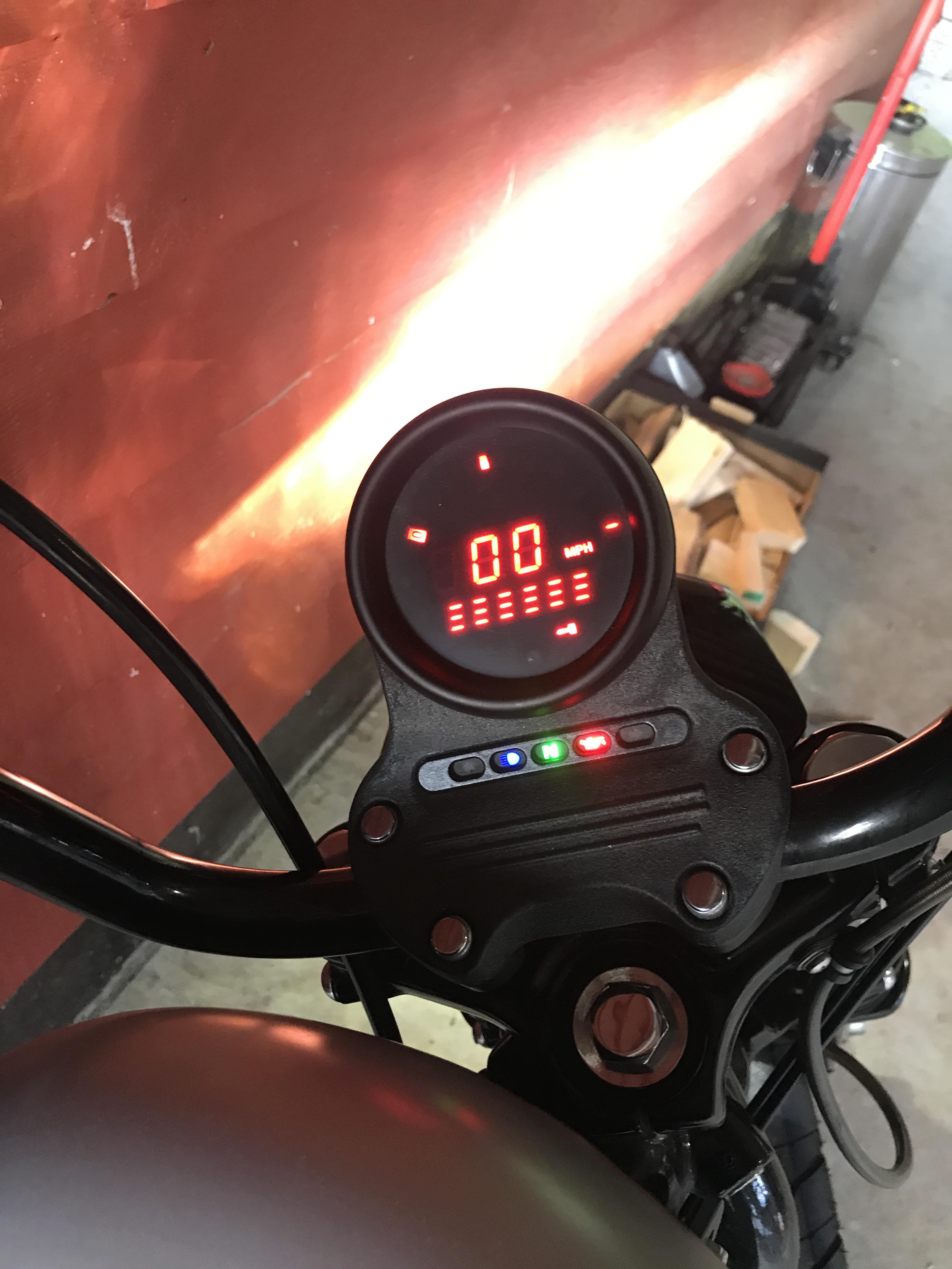 I am getting rid of my Dakota gauge. Nothing wrong with my 3200 Dakota