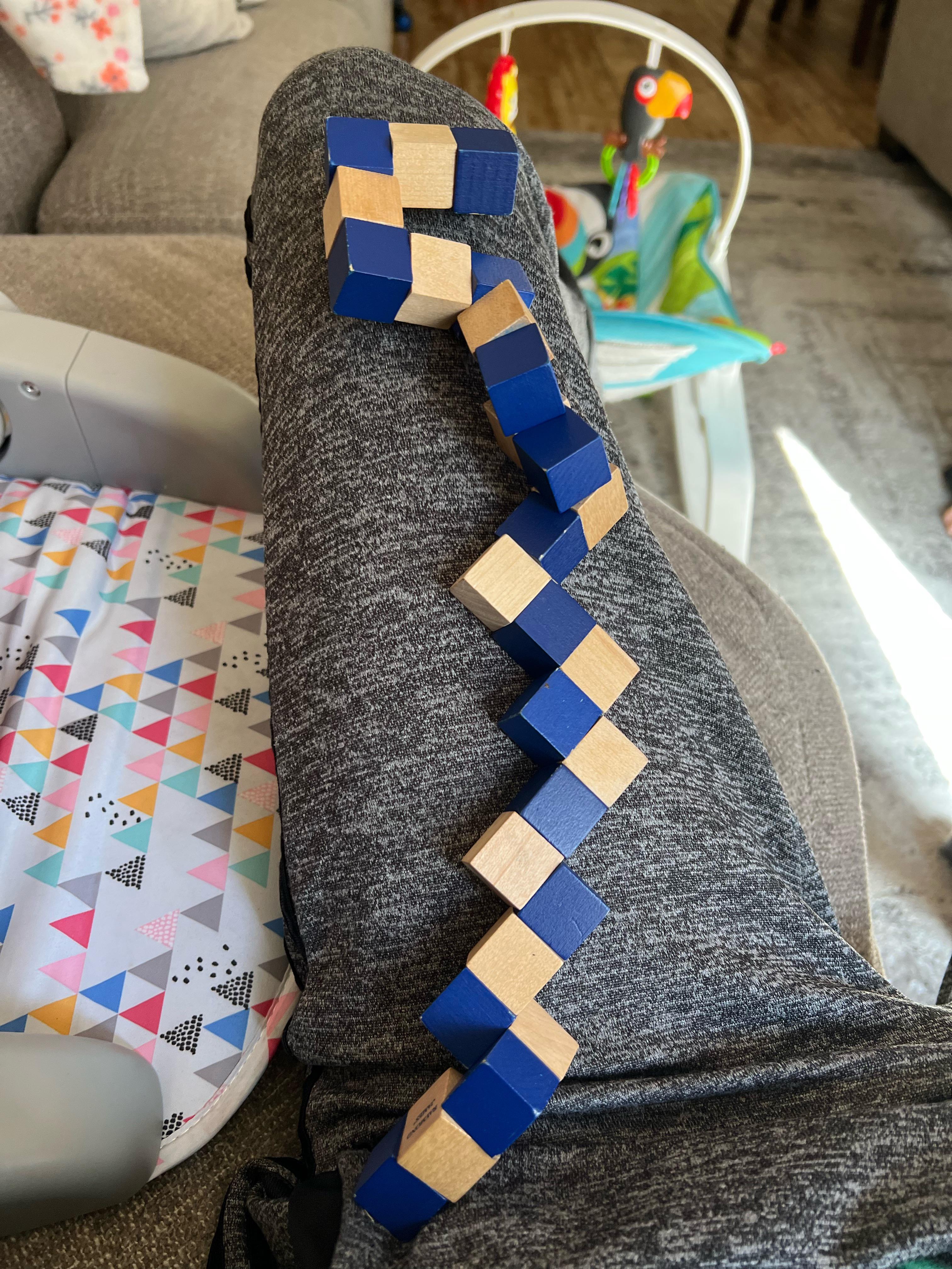 One of nephews toys. What is this called? r/Whatisthis