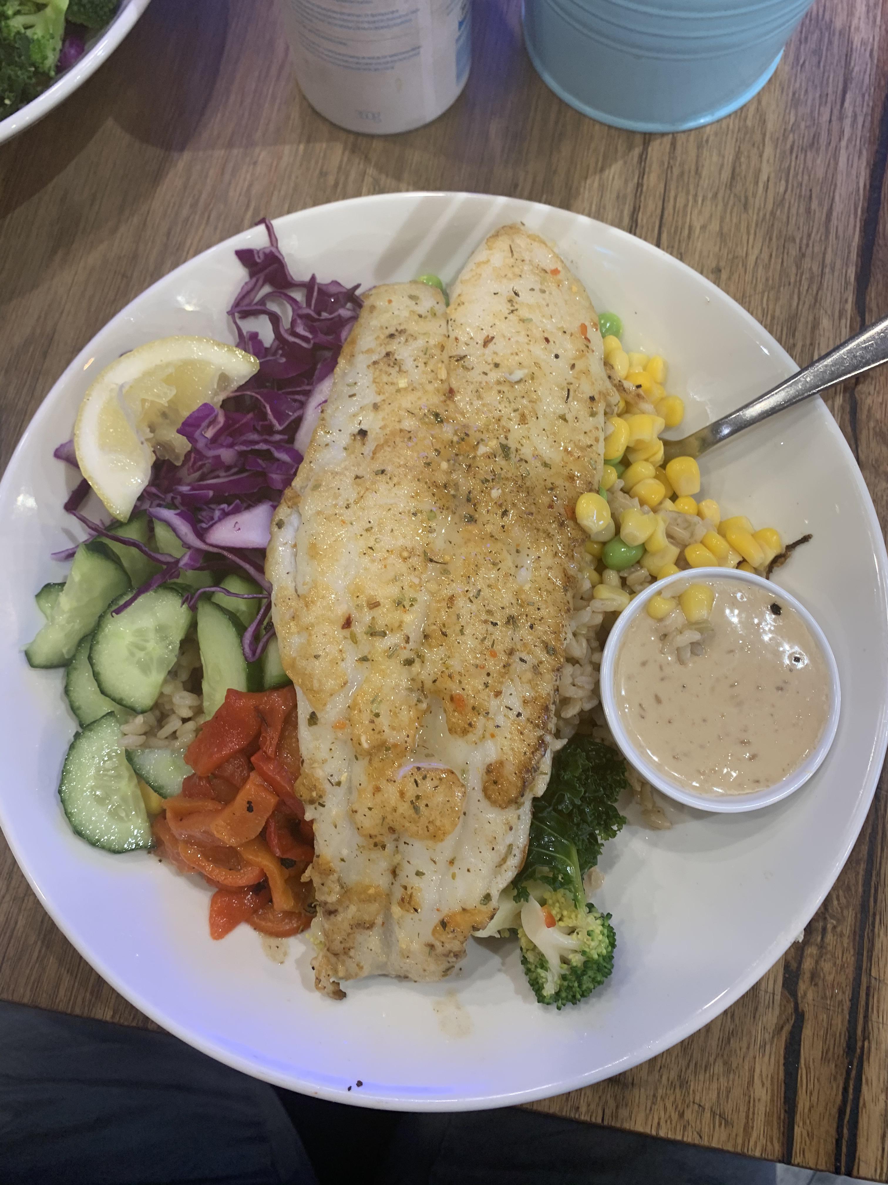 [I ate] Grilled Fish with brown rice and veggies r/food