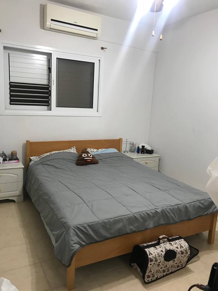 Help me design my bedroom! r/DesignMyRoom