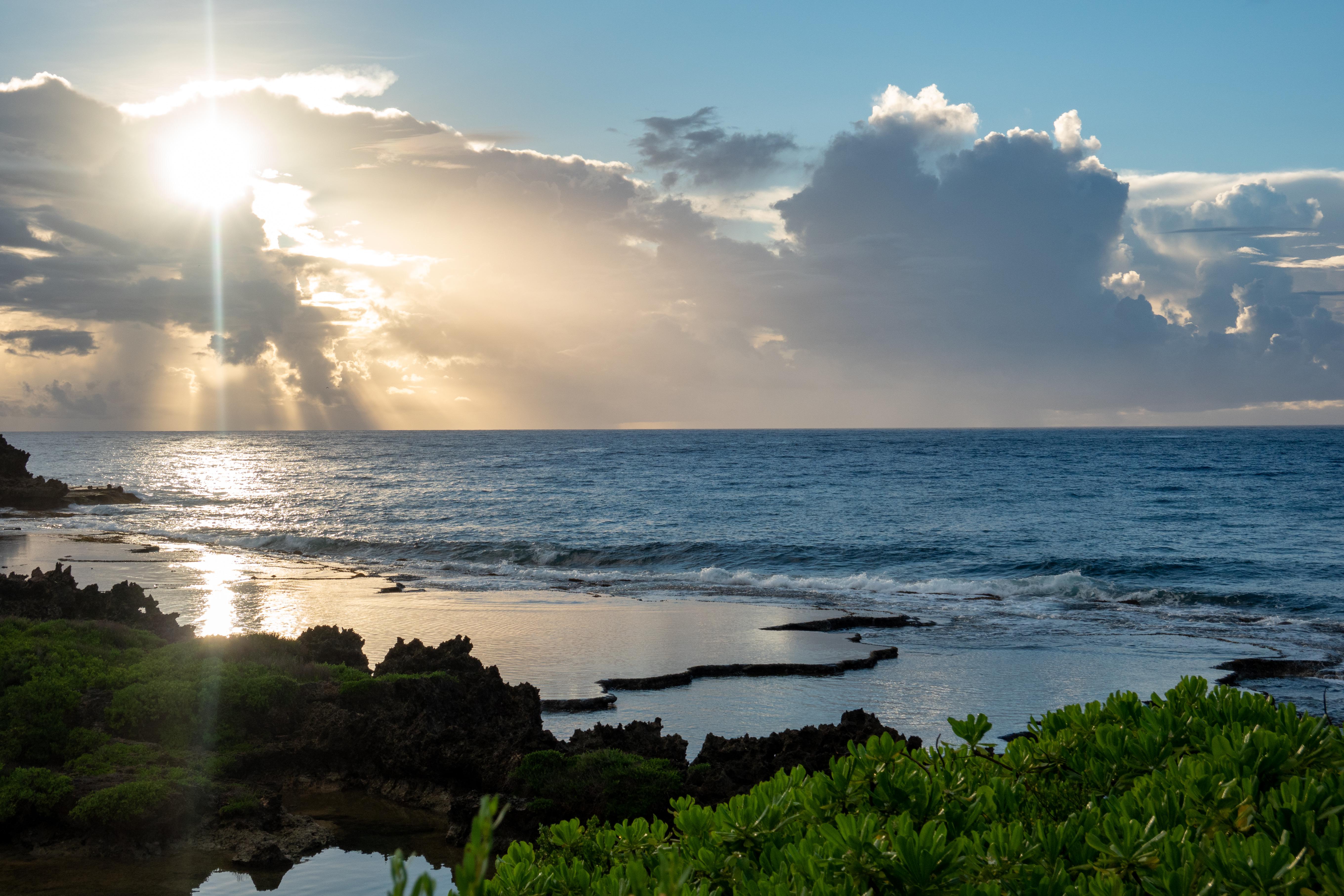 Sunrise in Guam back in September [OC] [5440 x 3627] r/EarthPorn