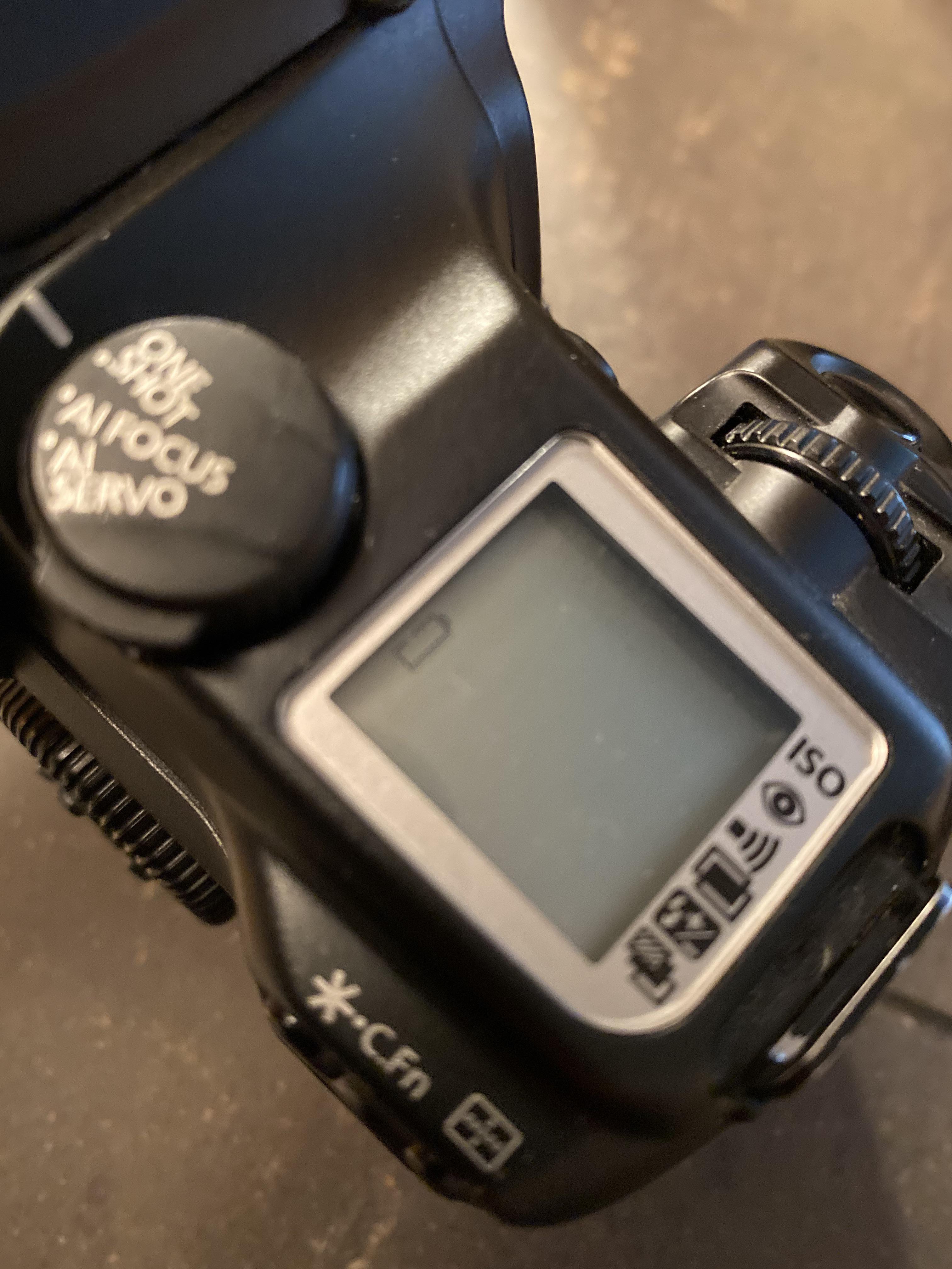 Canon Elan 7. Battery issue? (Explained in first comment) : r