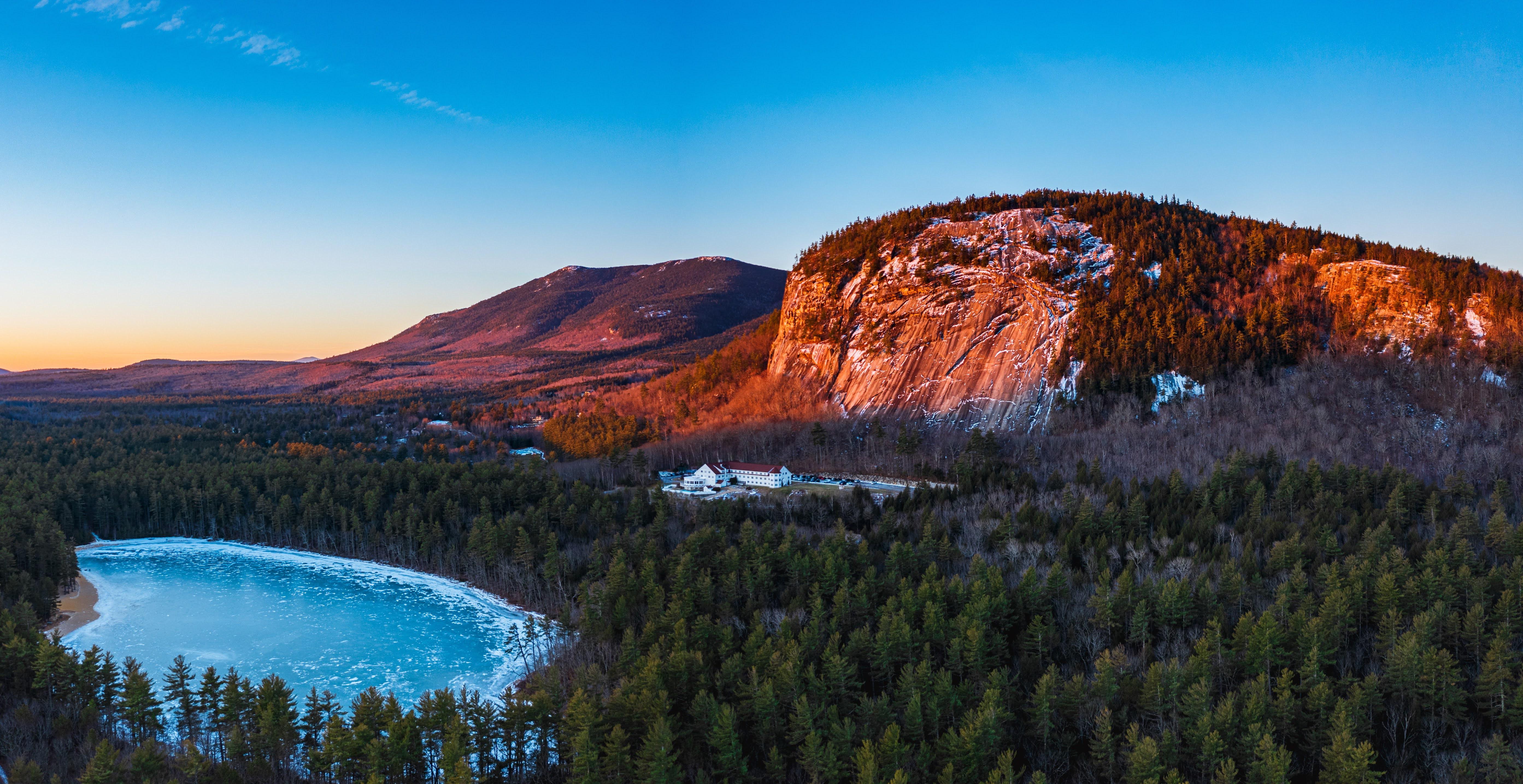 White Horse Ledge overlooking Echo Lake r/newhampshire