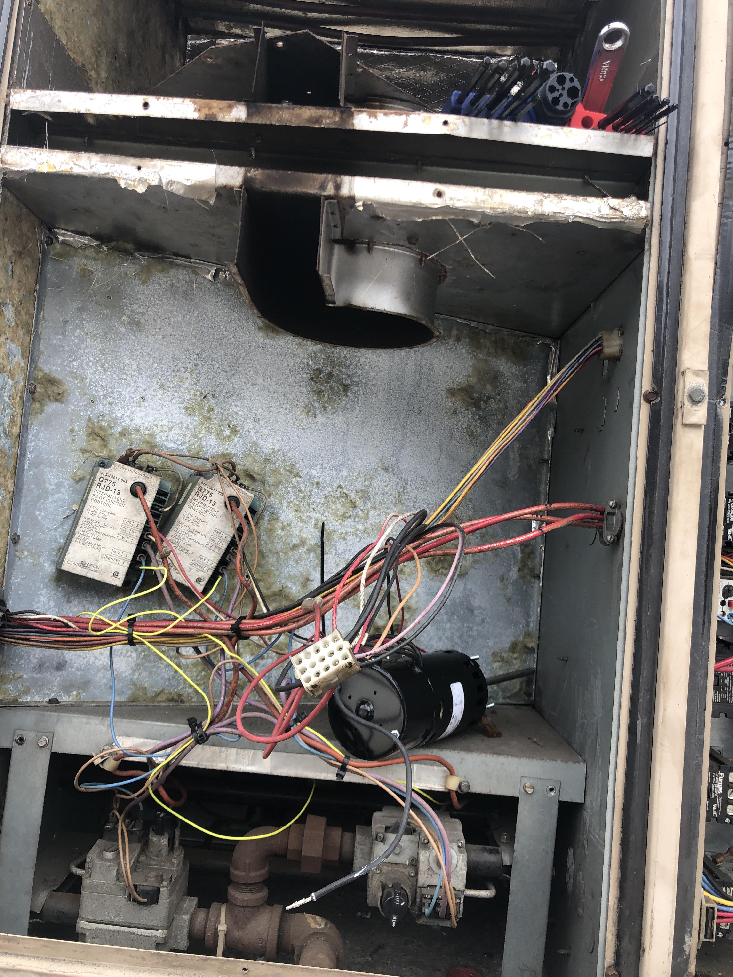 25 ton inducer replacement on a York RTU. Crusty beast. r/HVAC