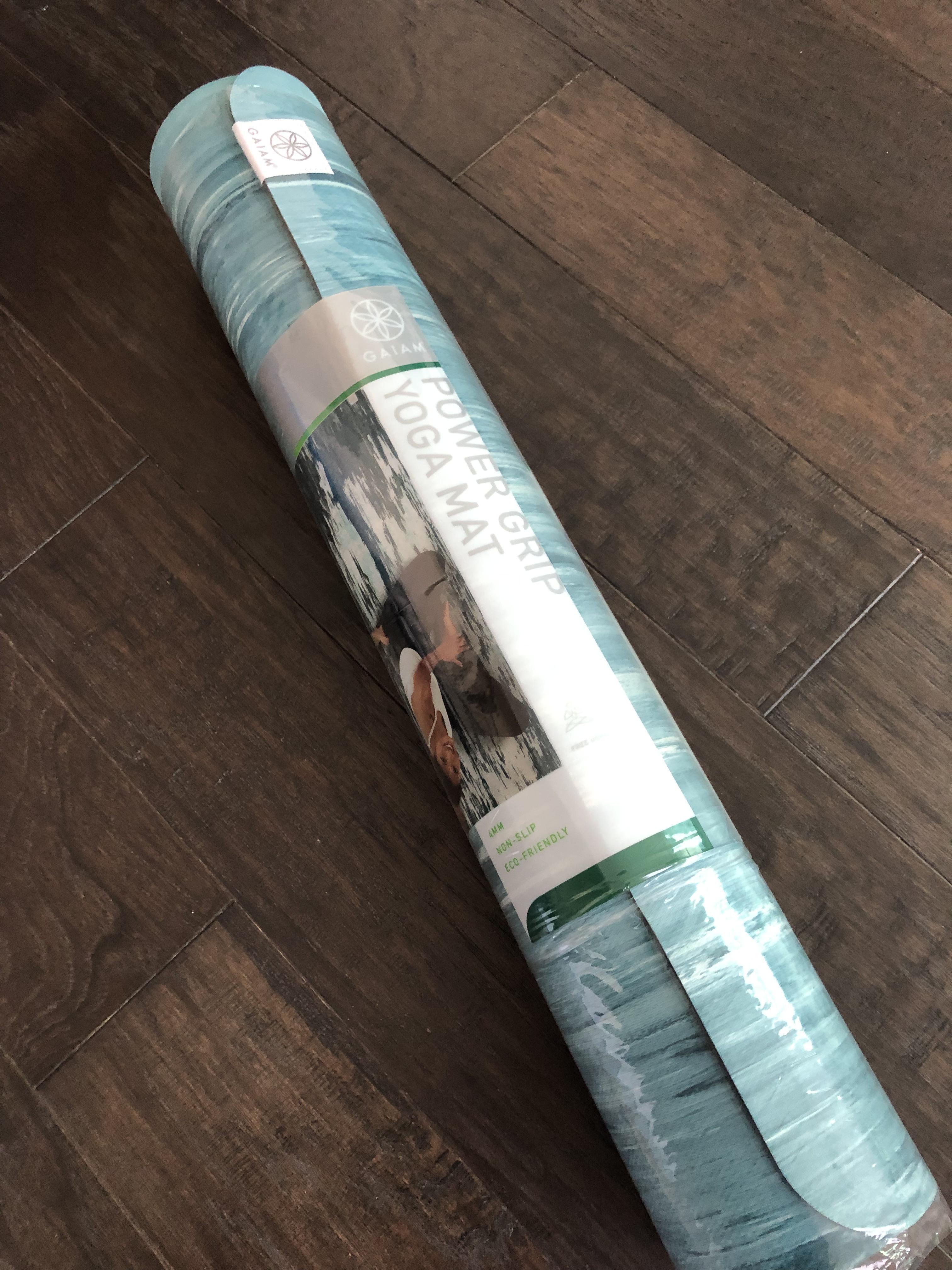 Any experience with this Gaiam mat? r/yoga