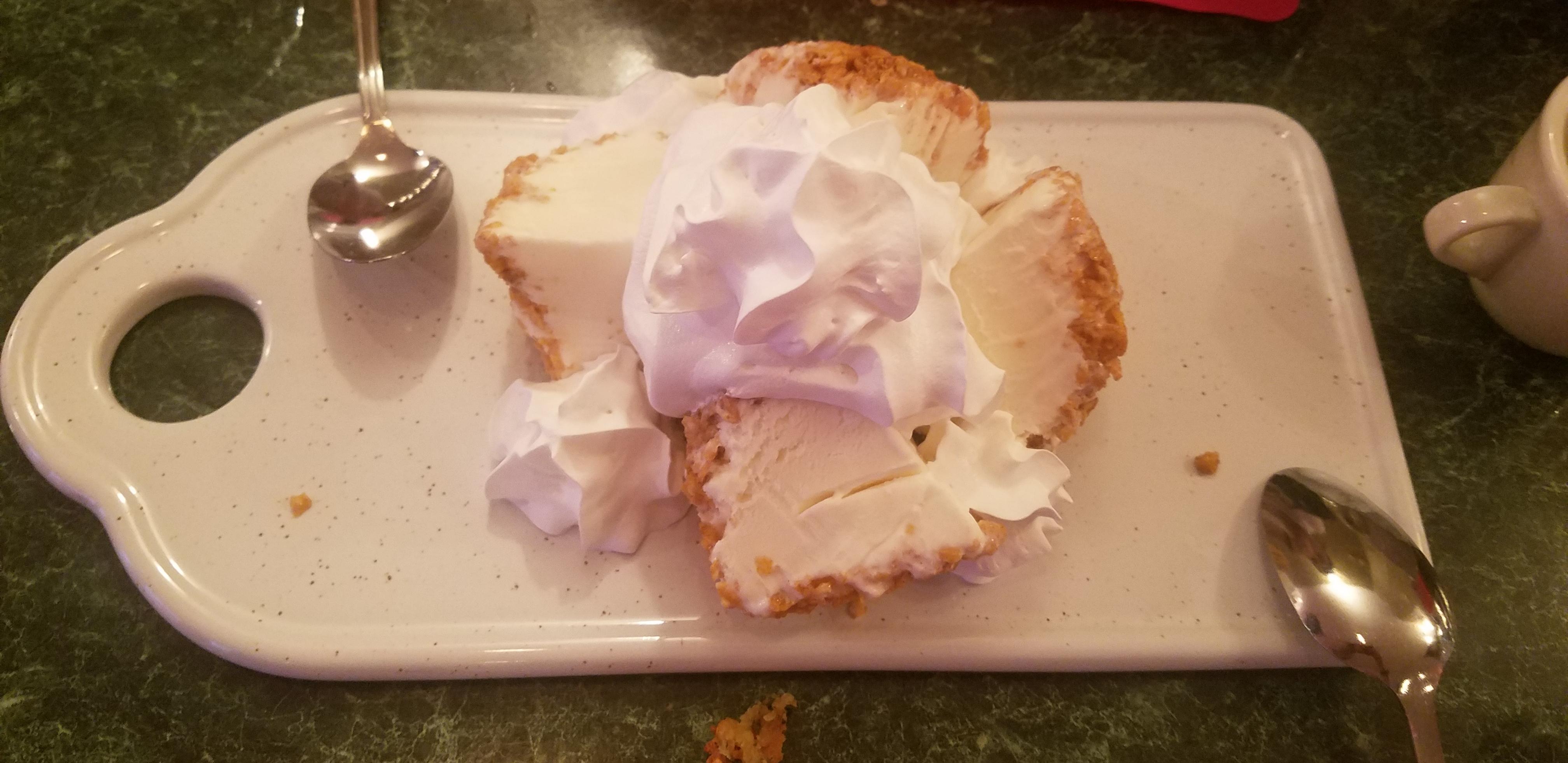 Ice cream on a cutting board r/WeWantPlates