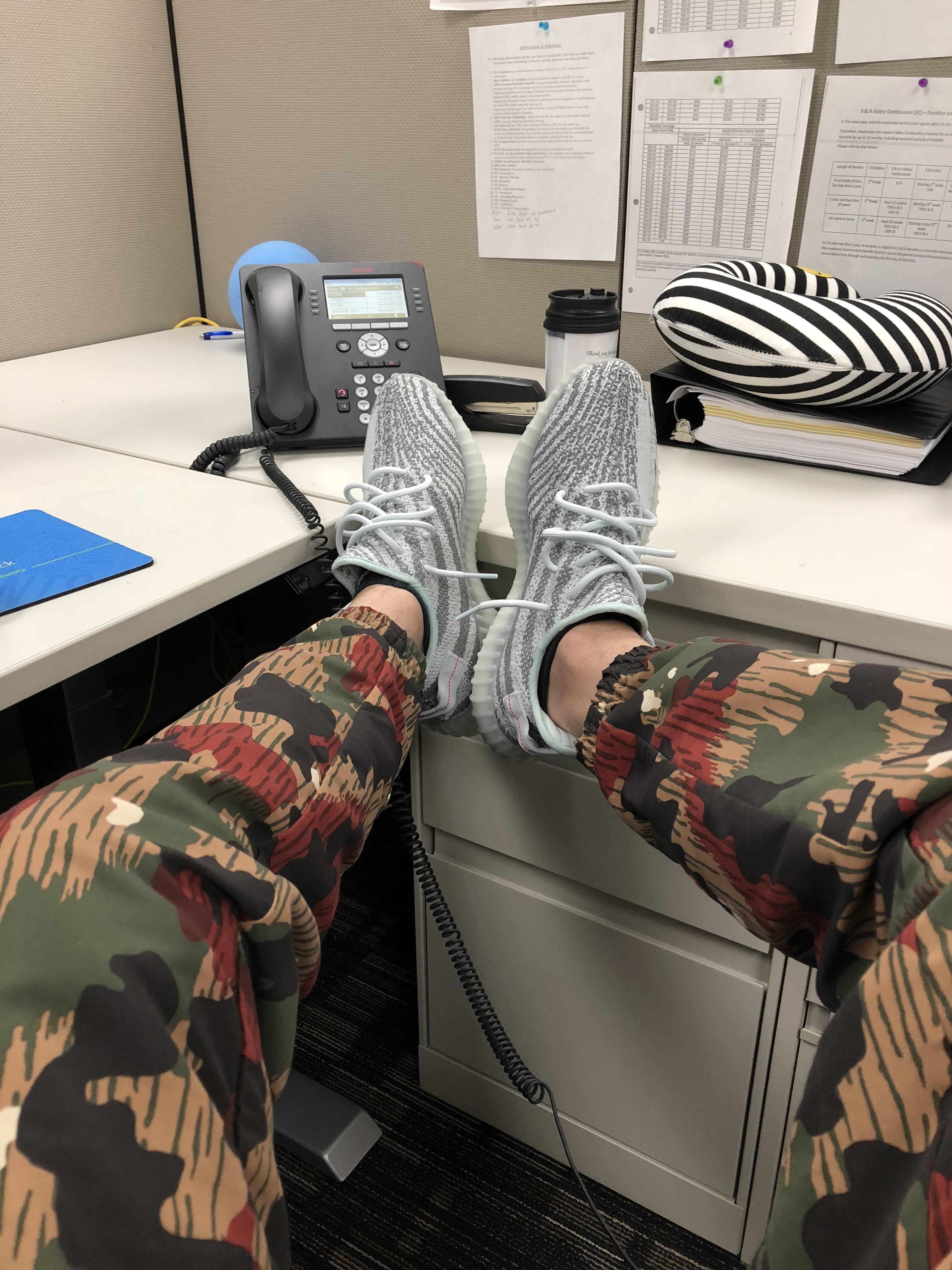 Casual flex Friday at the office r/Sneakers