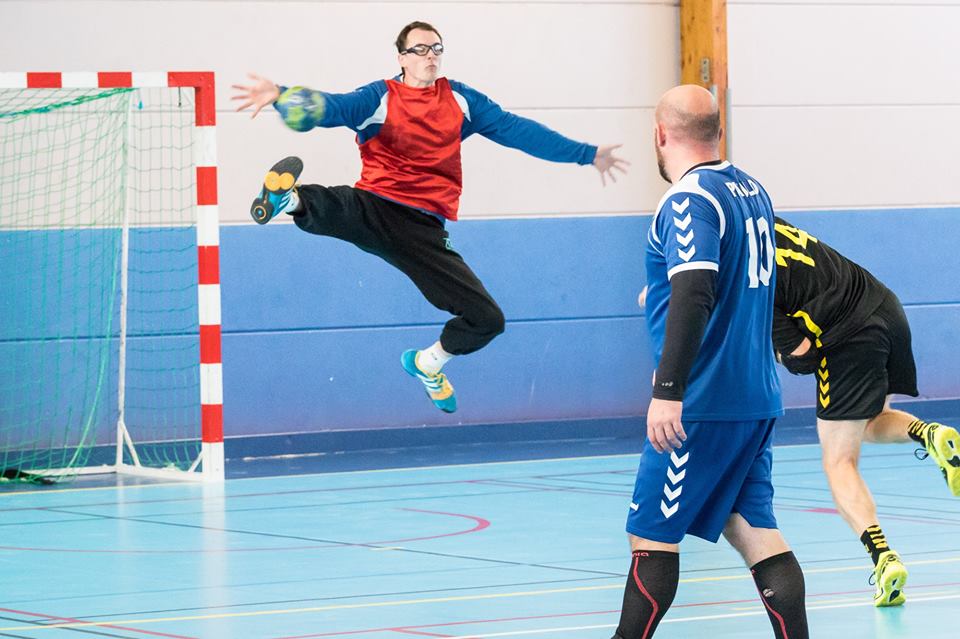 PsBattle Handball goalie making a save