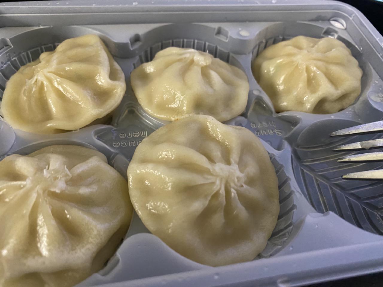 An amazing microwave steaming dumpling product!!! Bibigo chicken and