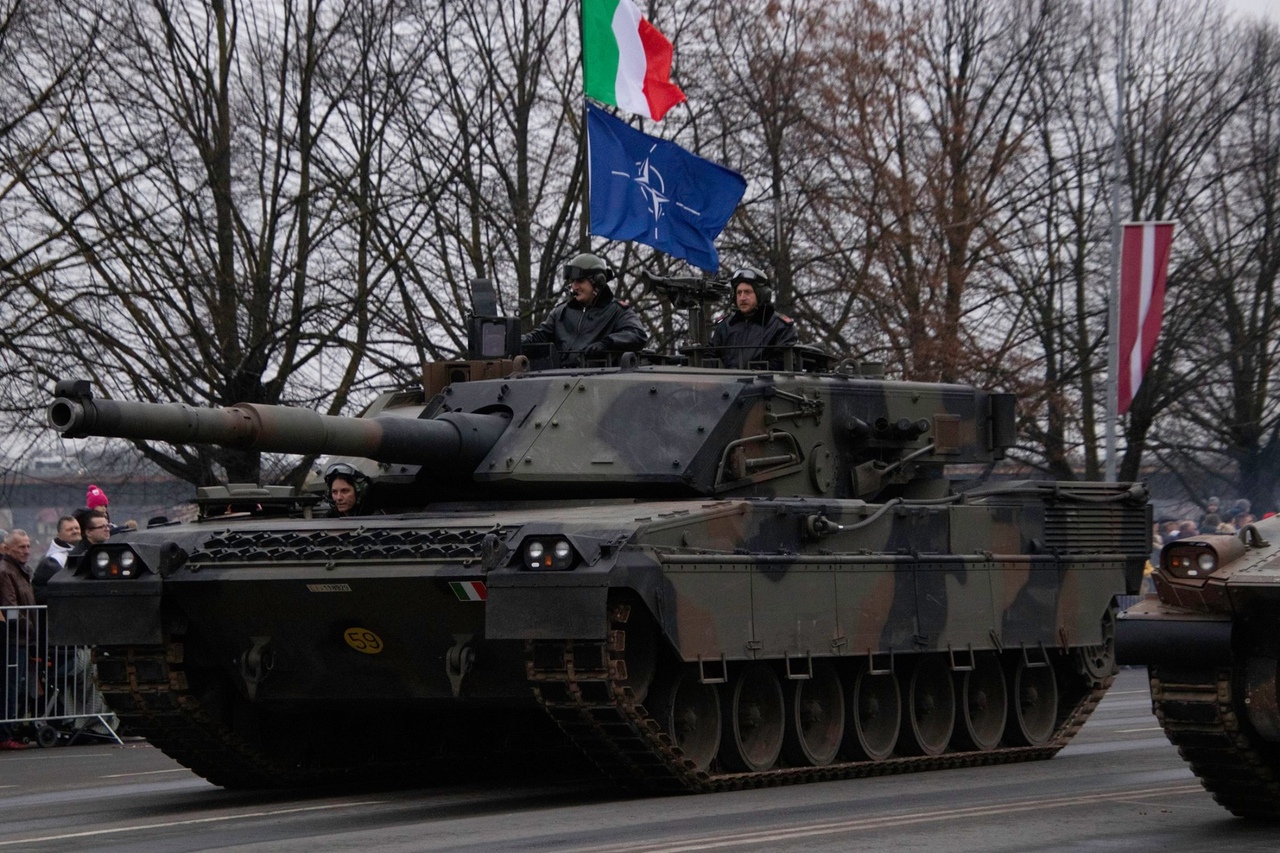 Armorama Ariete in NATO 3 color