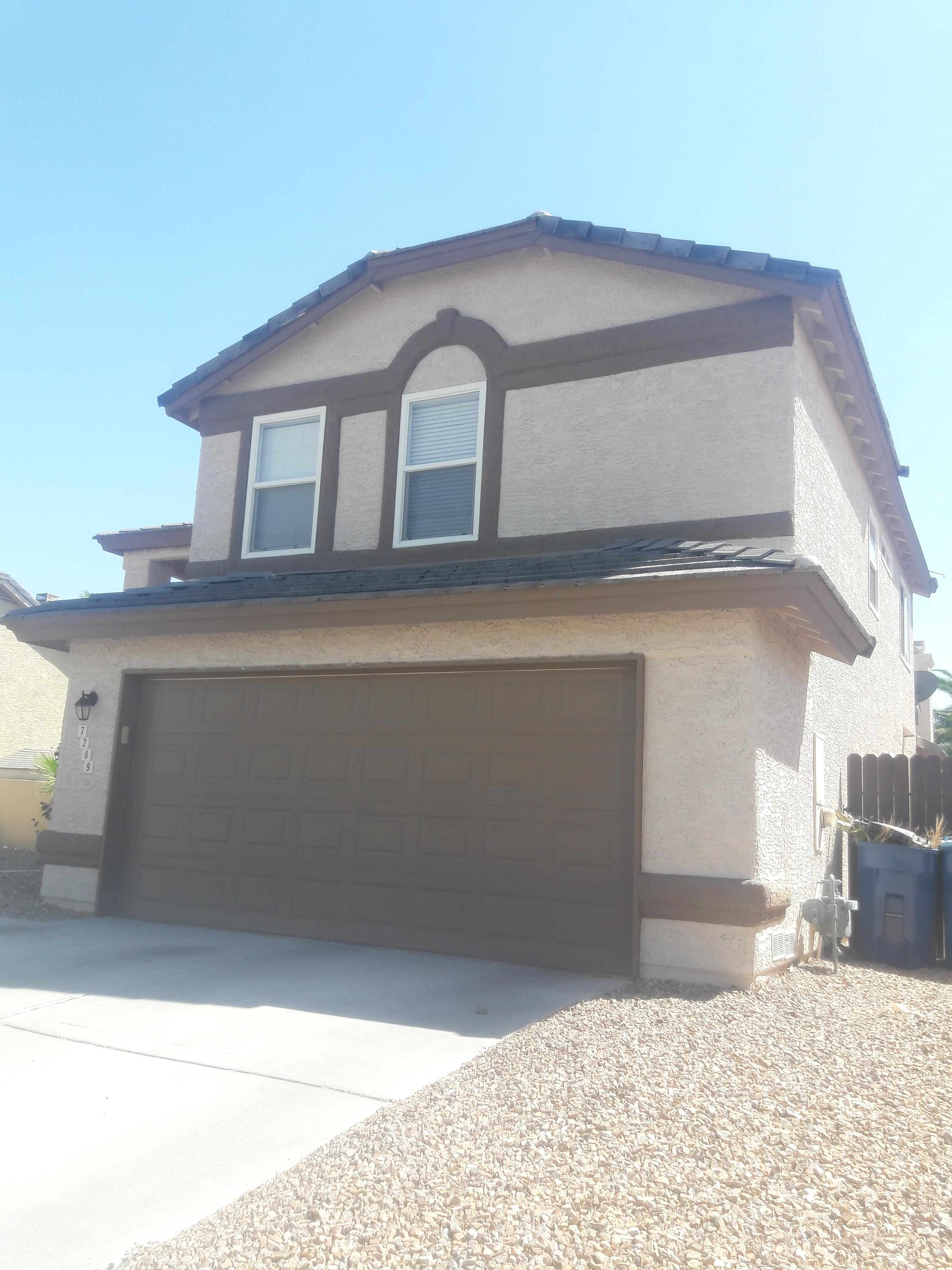 This houses window placement (sorry for bad quality) mildlyinfuriating