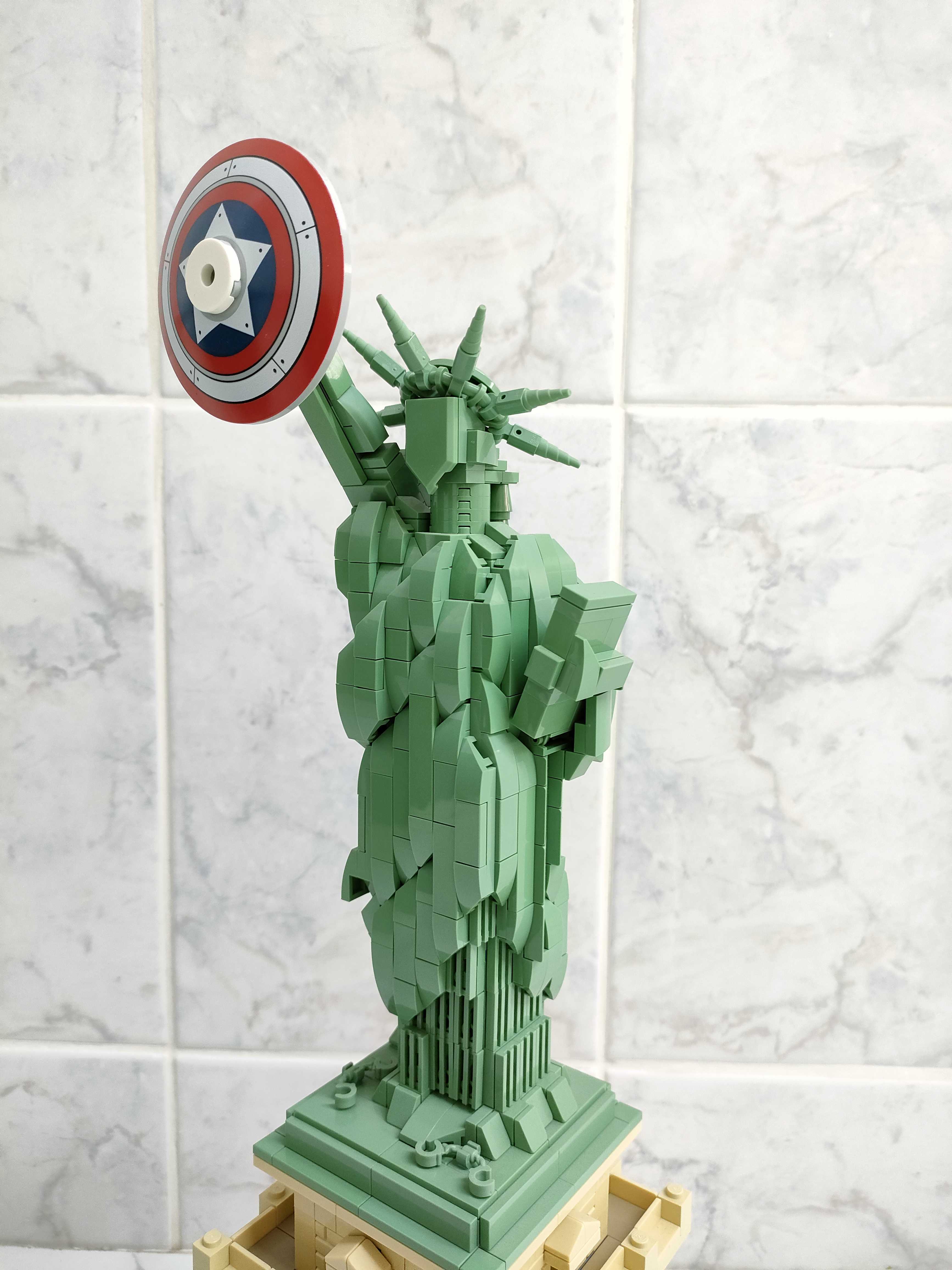 Finally got the Captain America Lego shield piece to modify my Statue