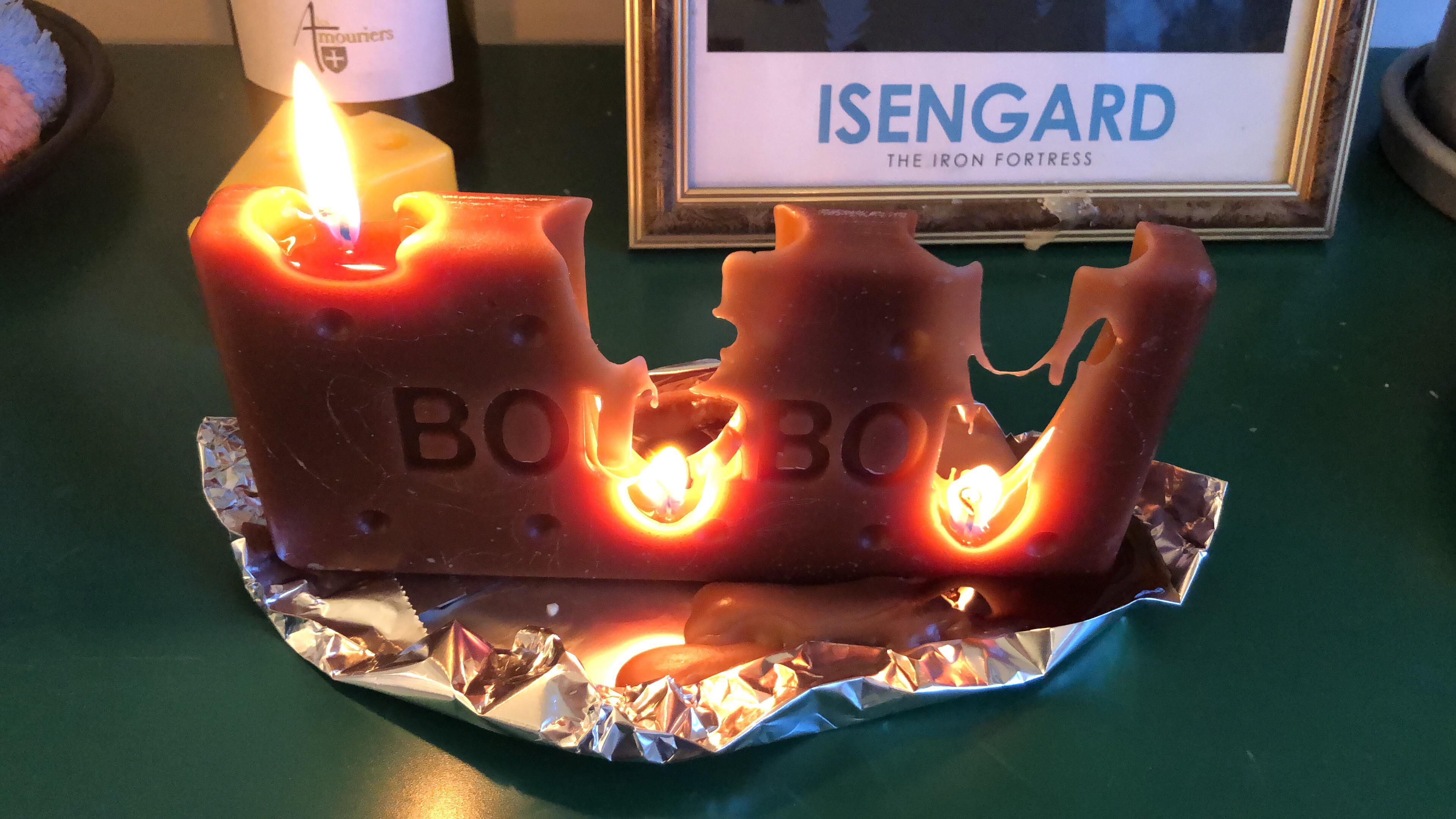 What the wick!?! Can anyone explain why 2 out of 3 wicks have burnt