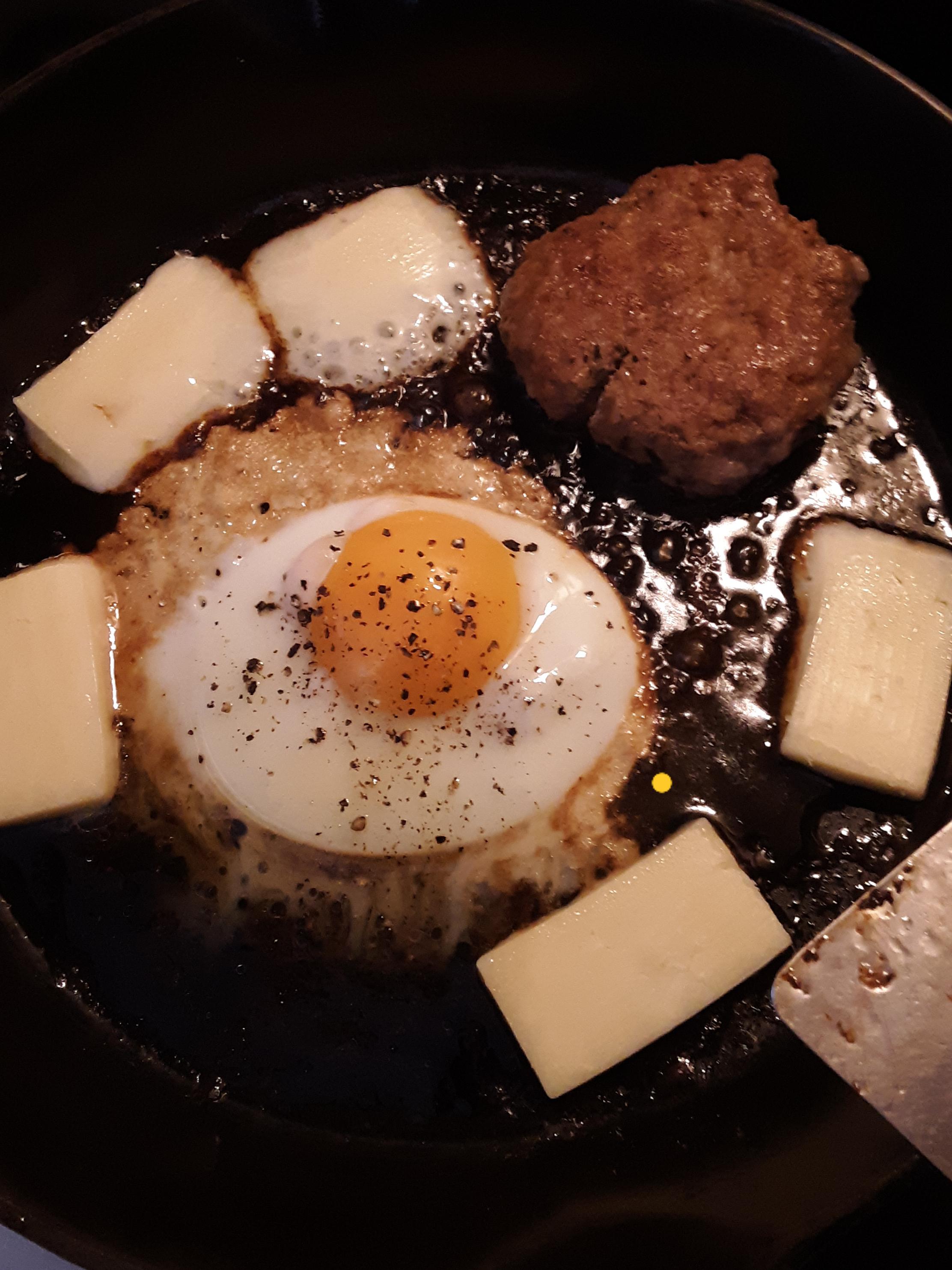 [Homemade] sausage egg and sharp cheddar r/food