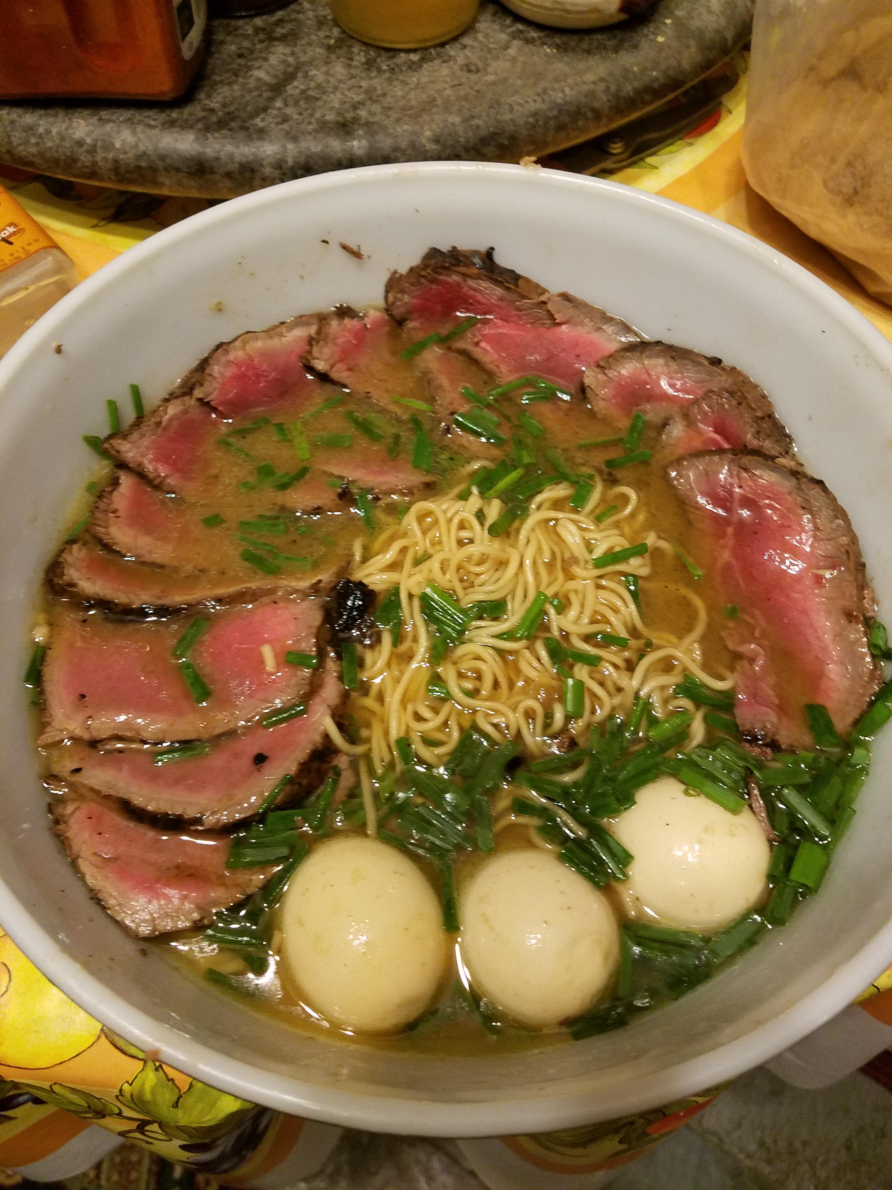 [Homemade] Steak and egg ramen. Absolutely delicious! r/food