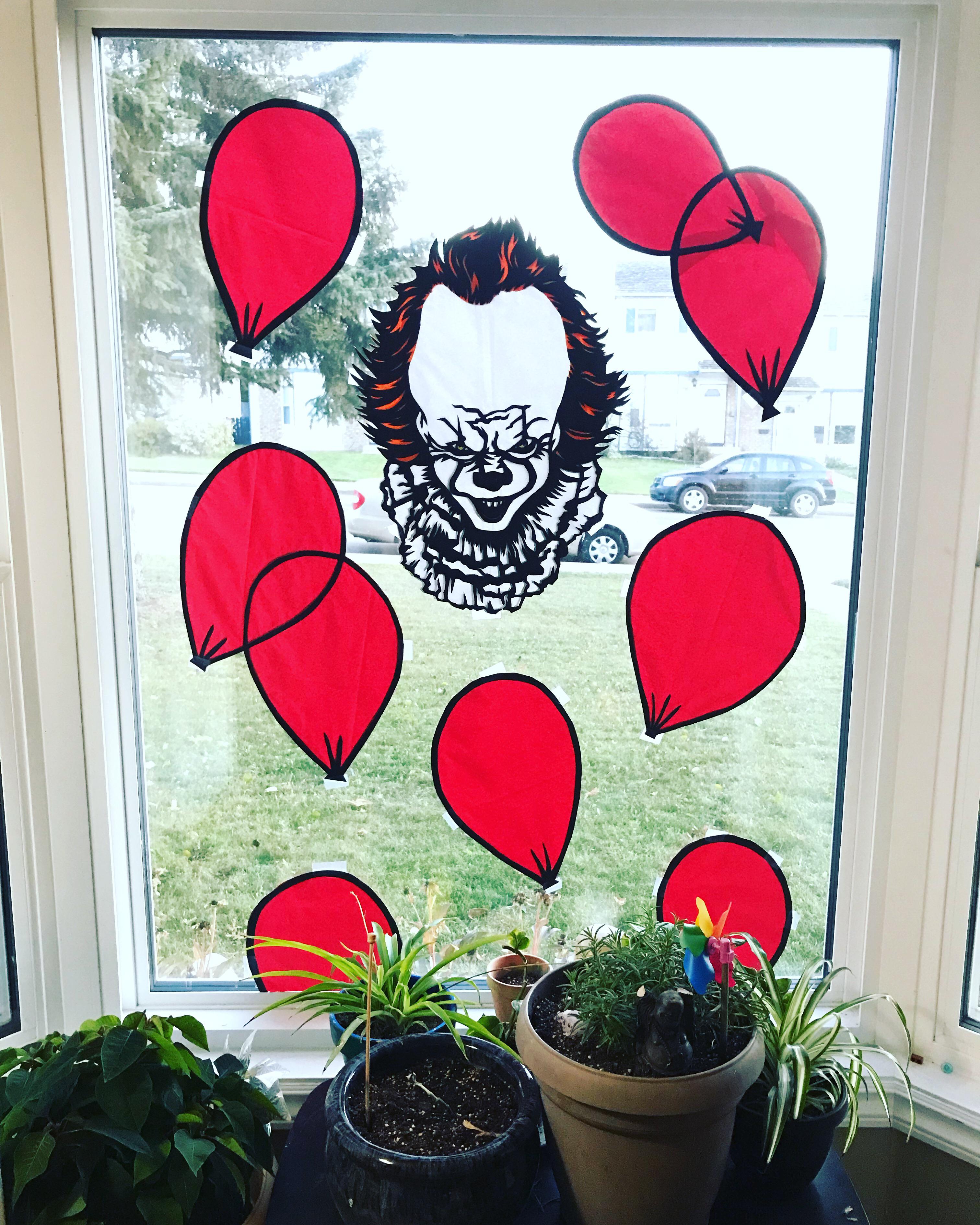 My Pennywise Halloween window. r/halloween