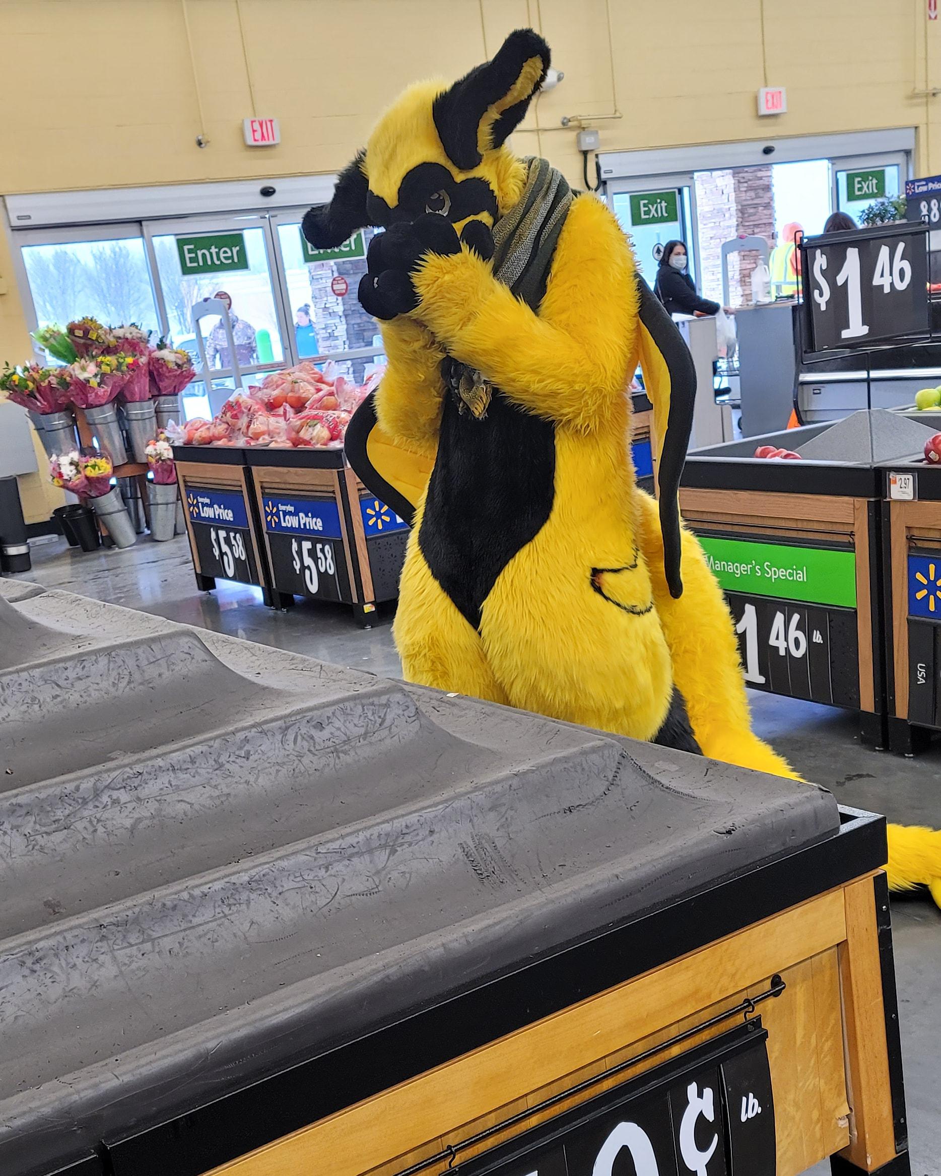 Walmart has no bananas r/furry