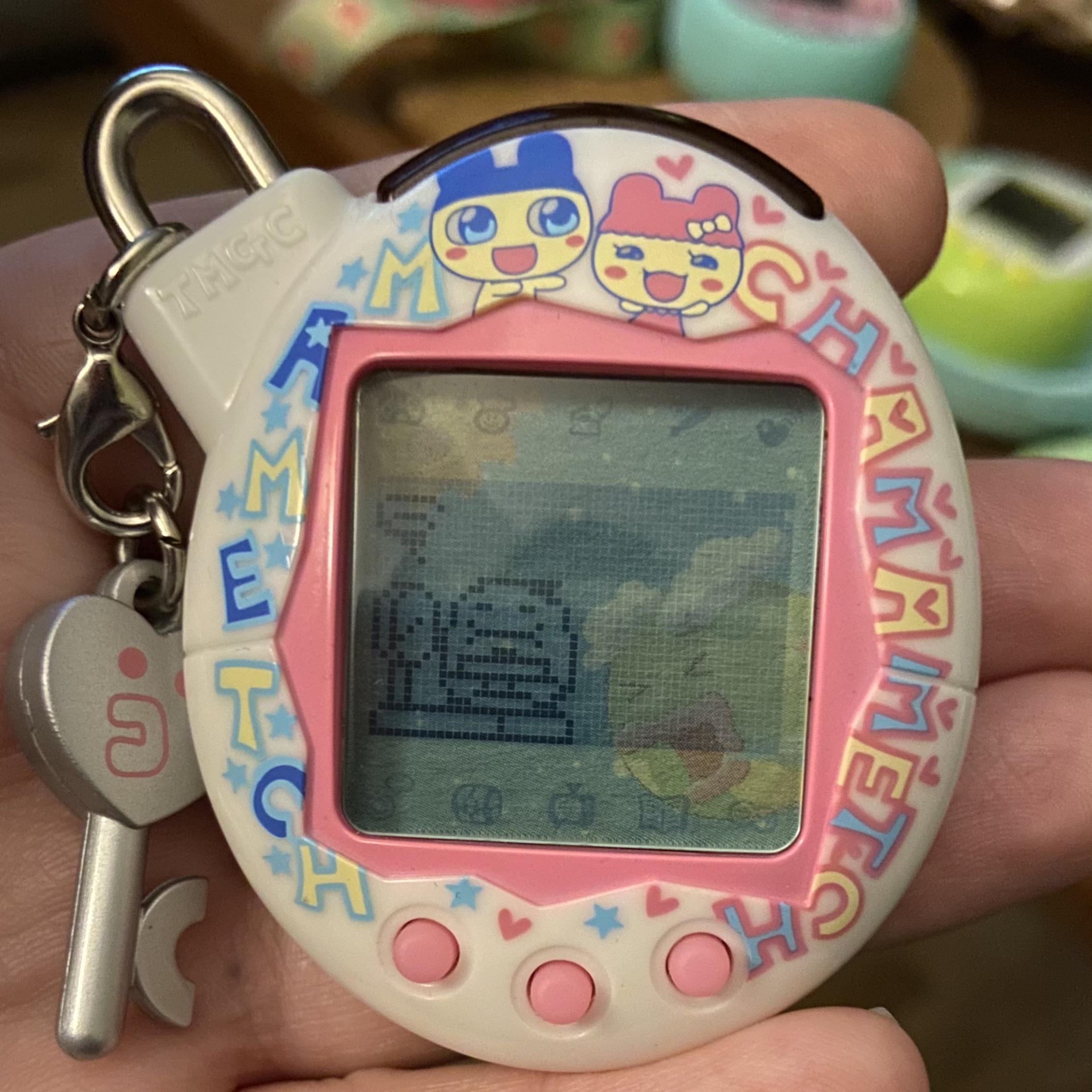 Too much snacks made my family chubby 🙈 : r/tamagotchi