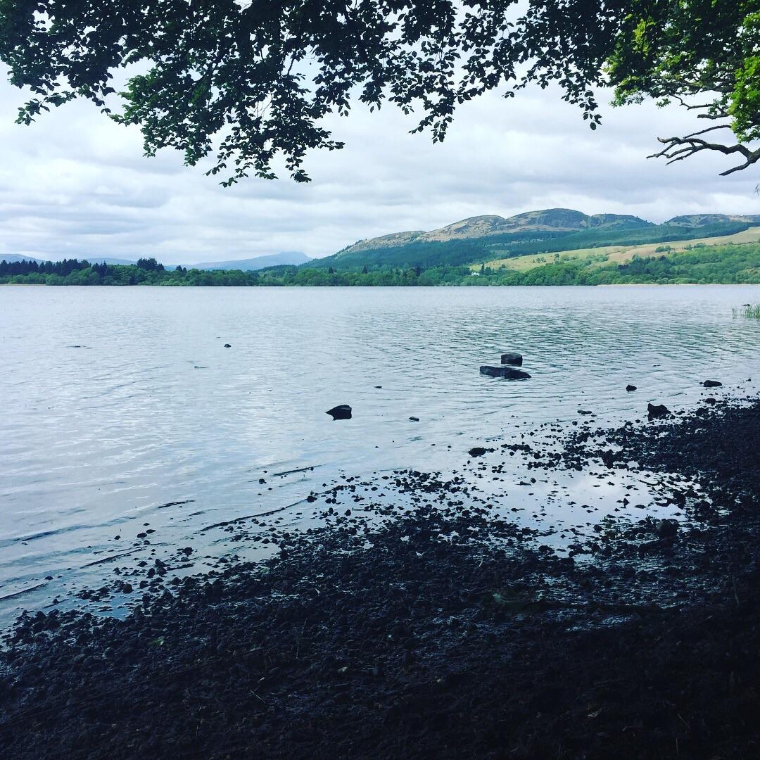 Lake of Menteith, Scotland r/EarthPorn