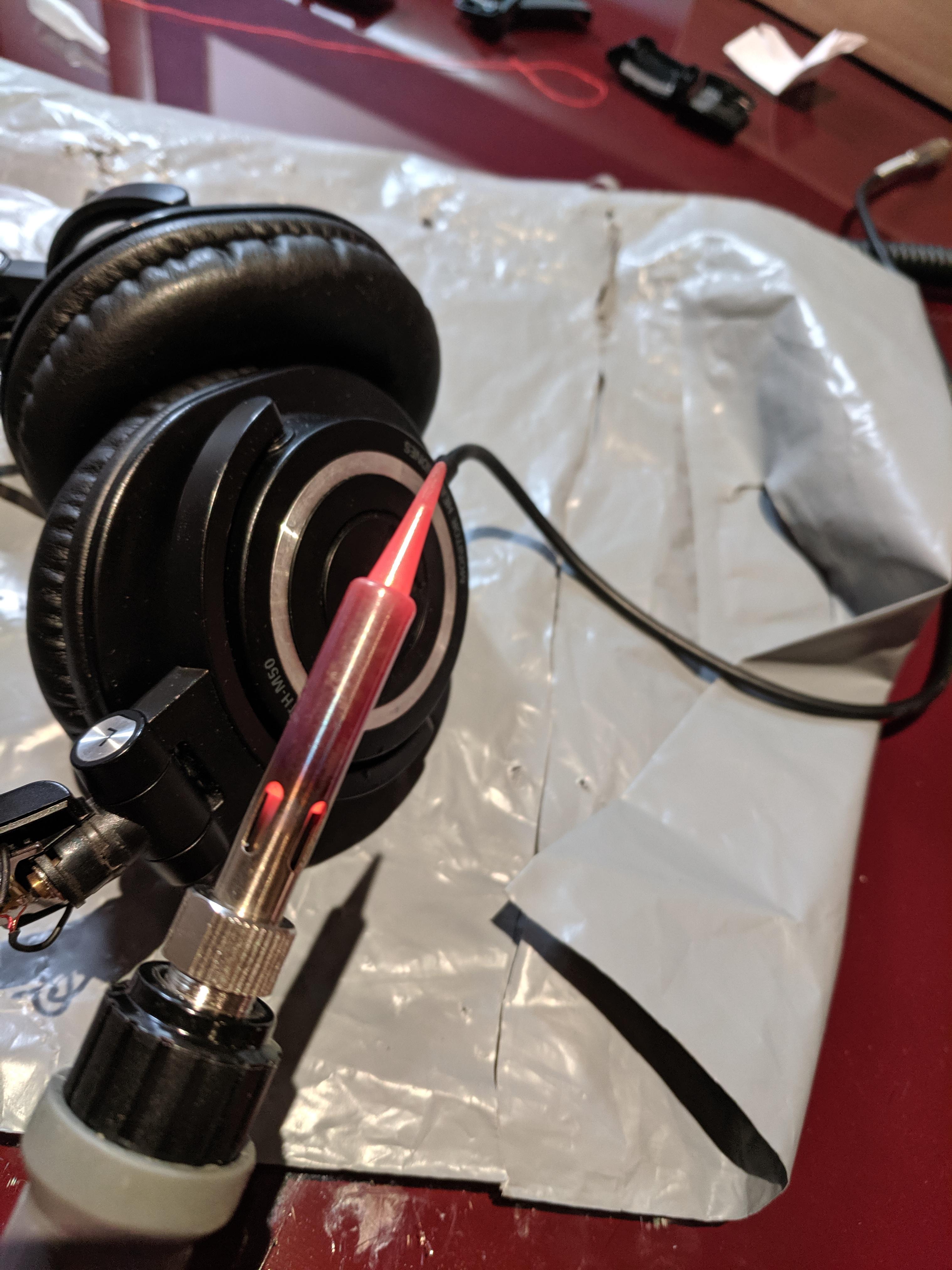 Soldering iron turning red hot?? Why does this happen? r/soldering