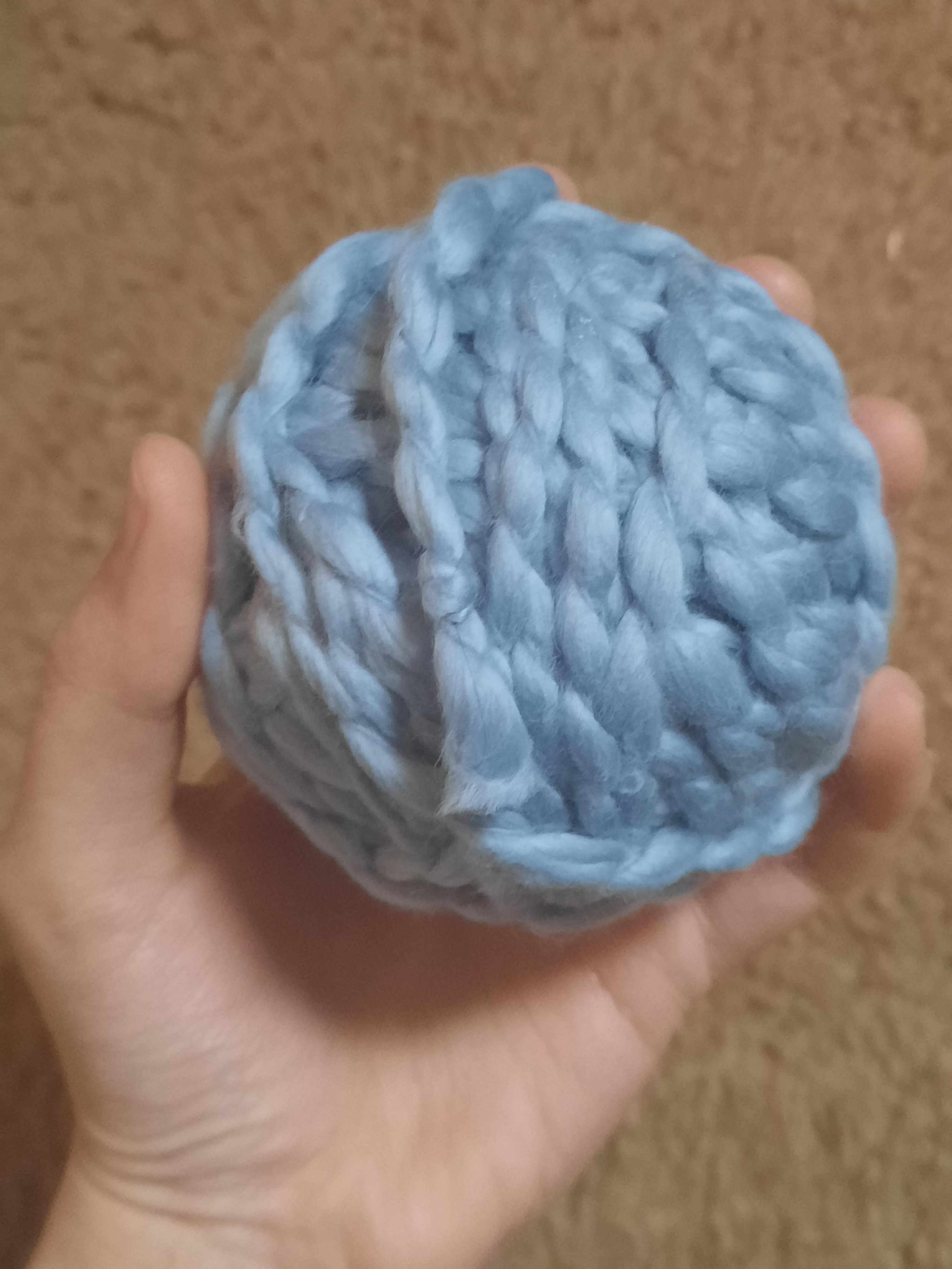 any ideas for what to make with this yarn? its more on the chunky side