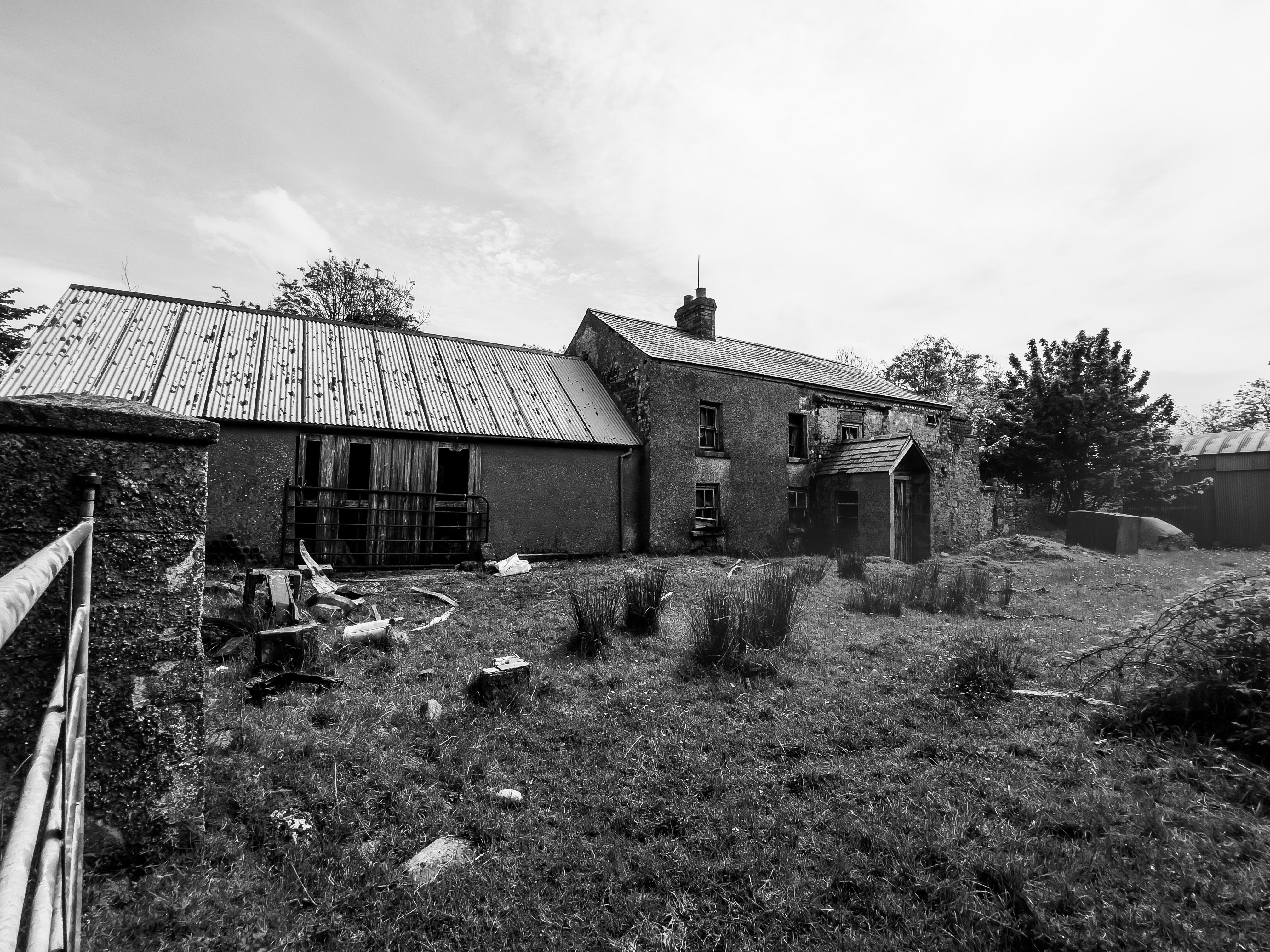 Abandoned Farm House off Maynooth Road Armagh 4032x3024 (OC) r