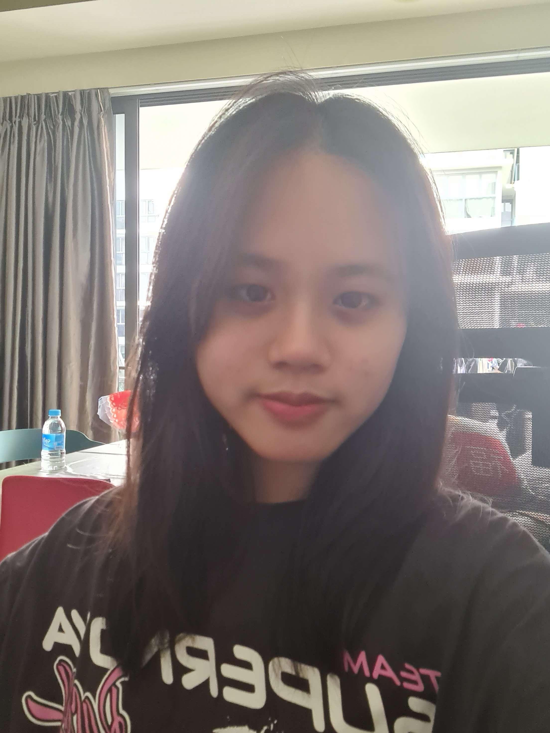 Squirting to my girlfriend showing off and fucking men behind my back