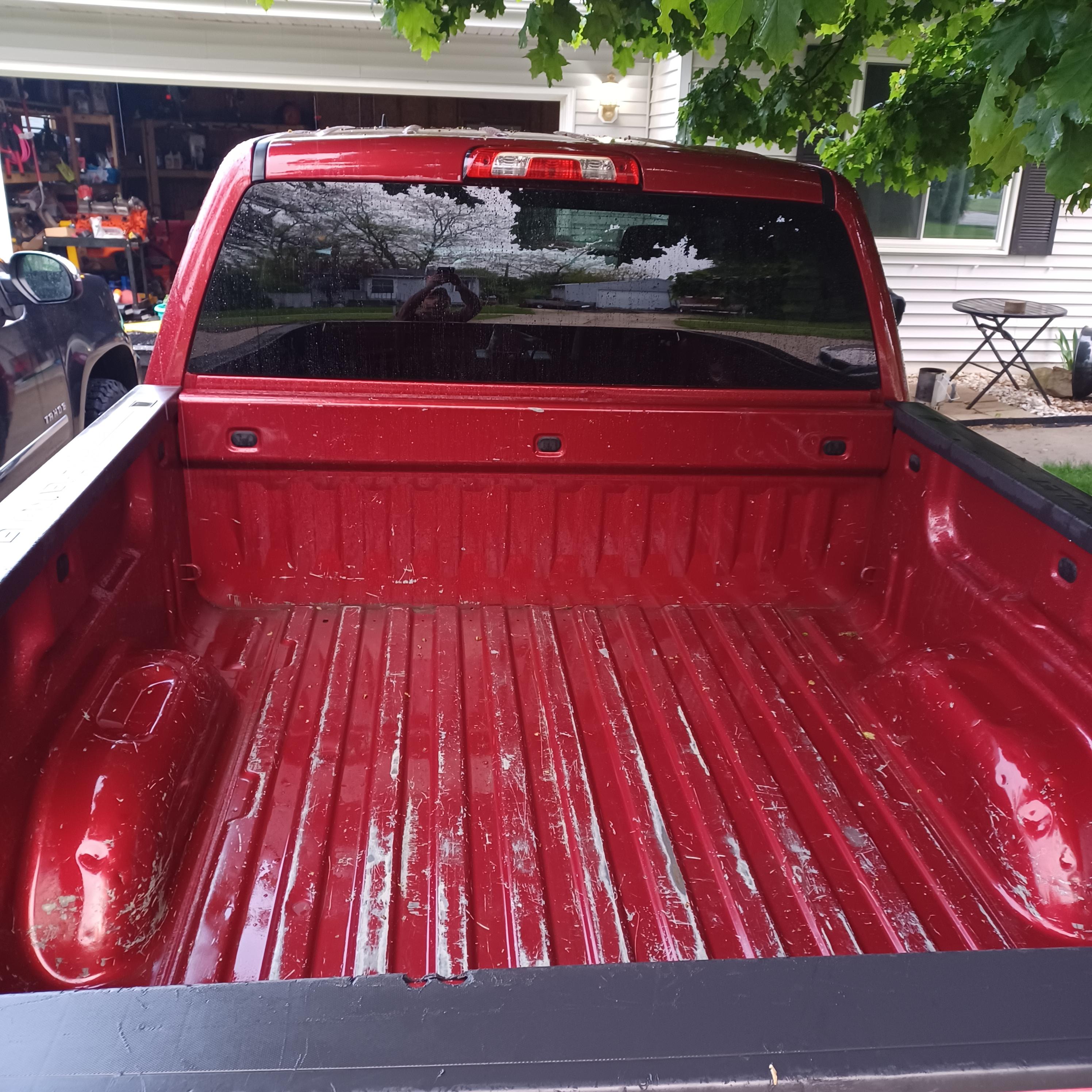 Thoughts on sprayin bedliners? Yay, nay, favorite brands? r/Silverado