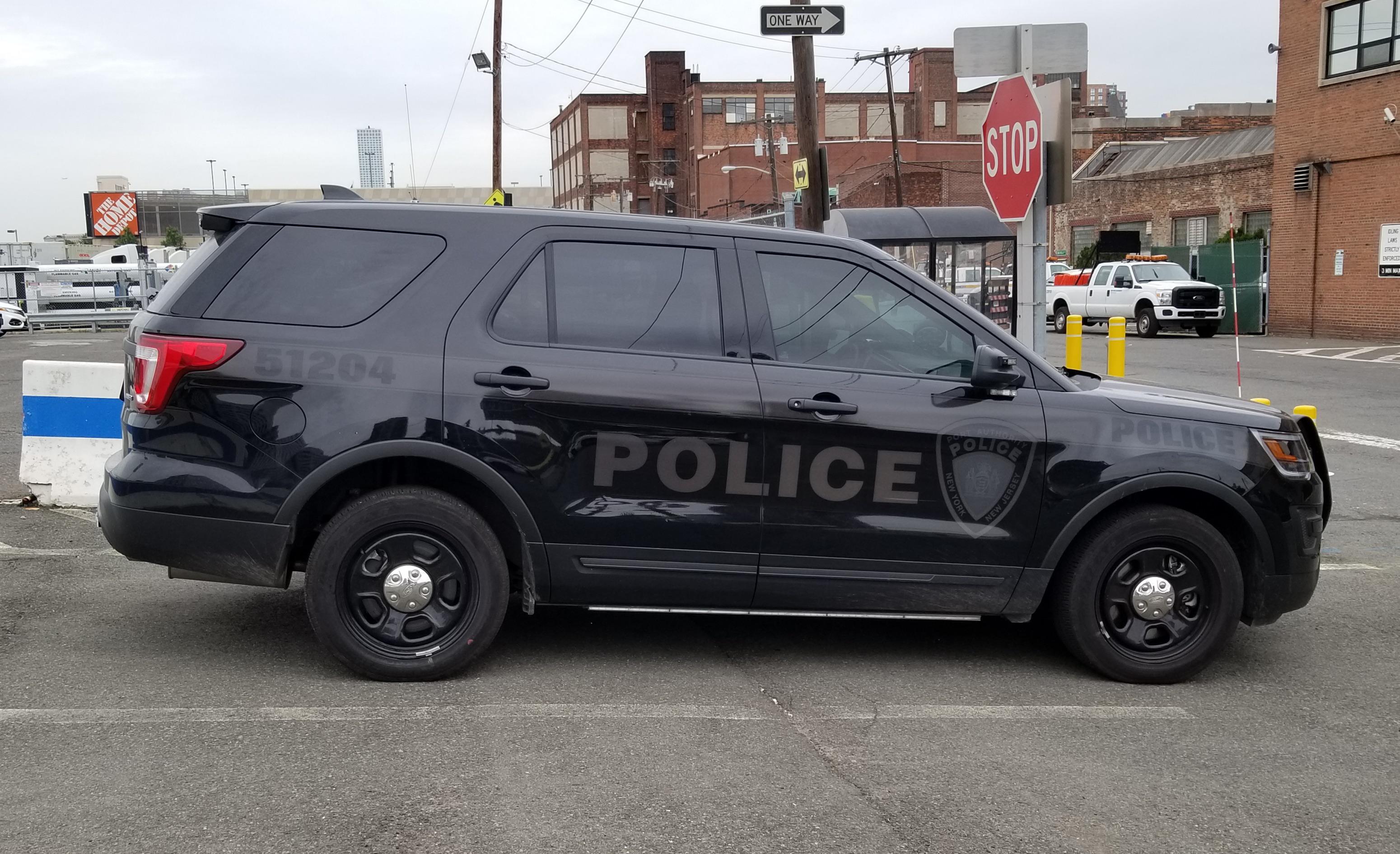 37 best u/fbi_man_ images on Pholder Police Vehicles, Awesome Car