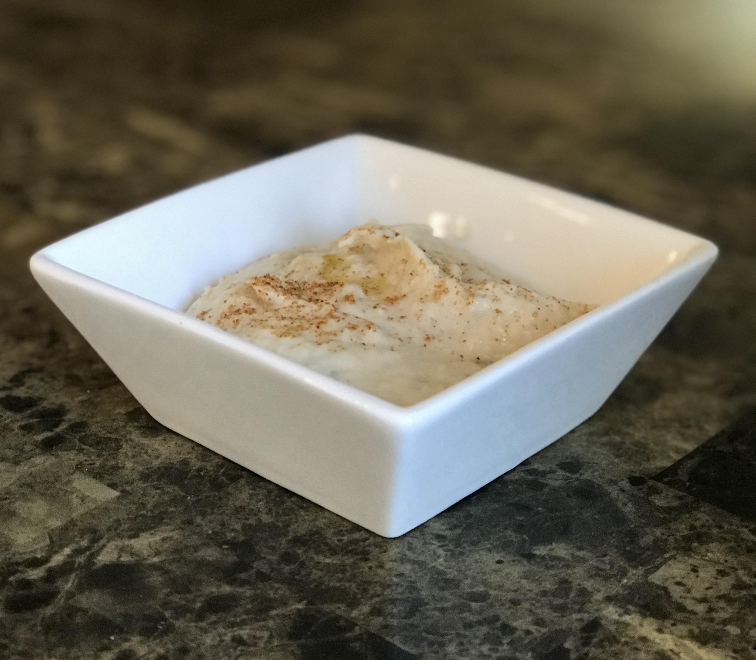 Roasted garlic and rosemary great Northern beans dip r/mediterraneandiet