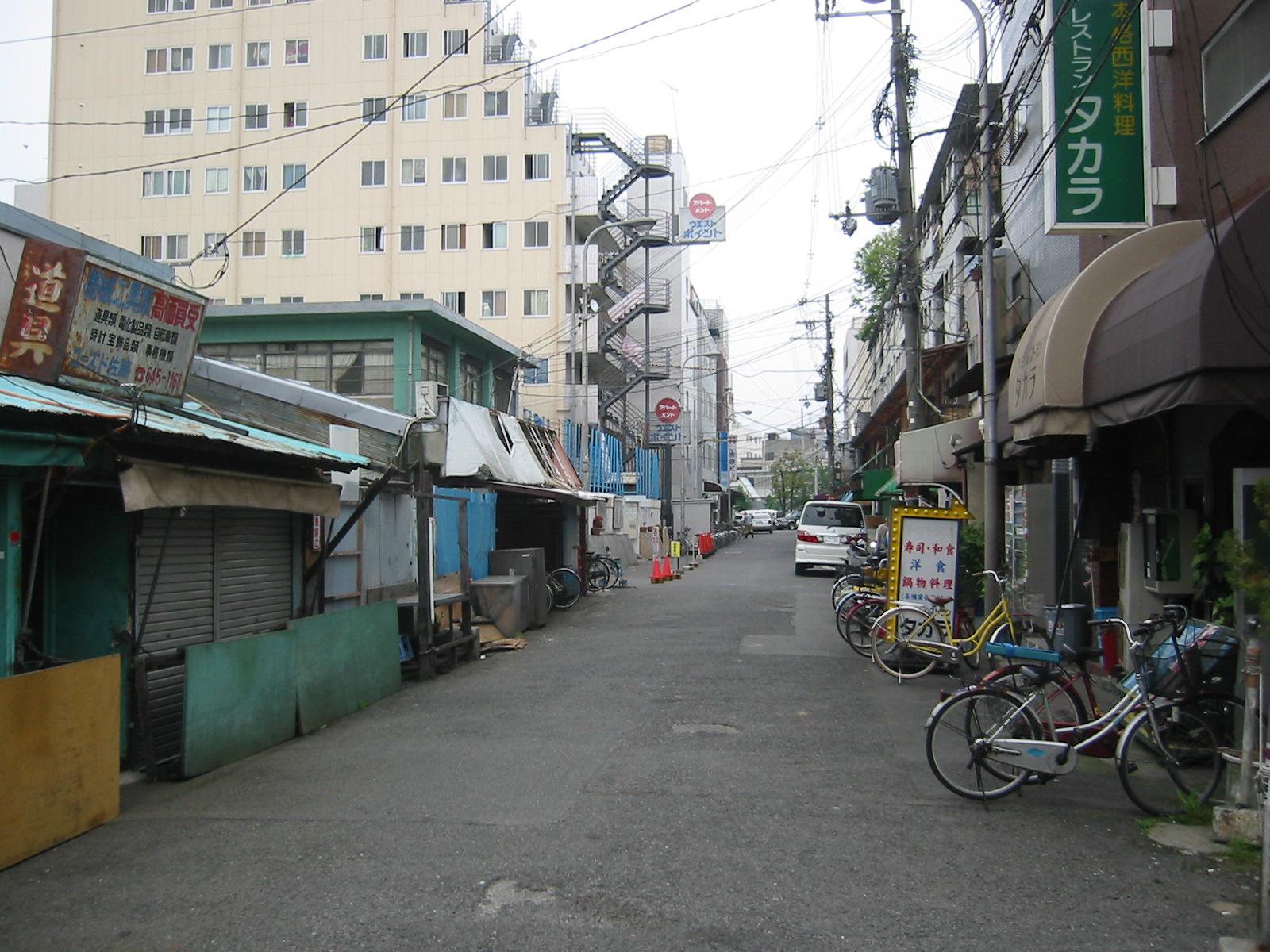 Kamagasaki the poorest neighborhood in Osaka, Japan, often described as a slum r/UrbanHell