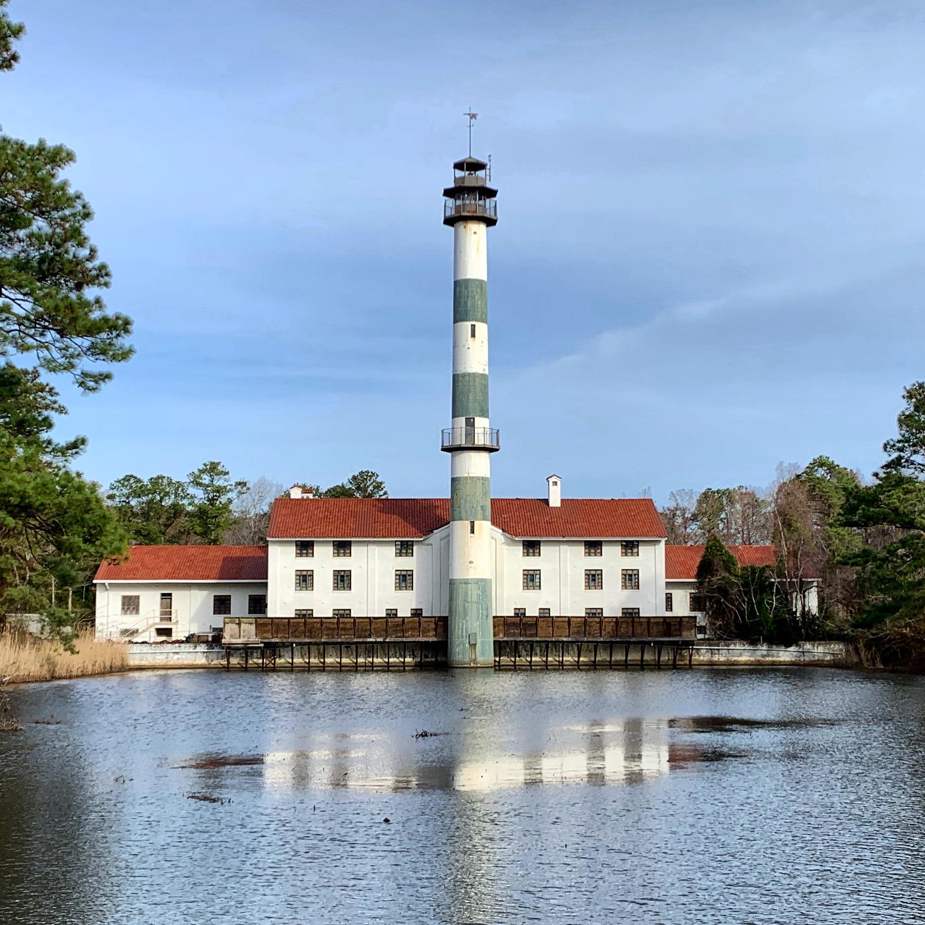 The lodge at Mattamuskeet NWR. Hyde County, NC. r/NorthCarolina