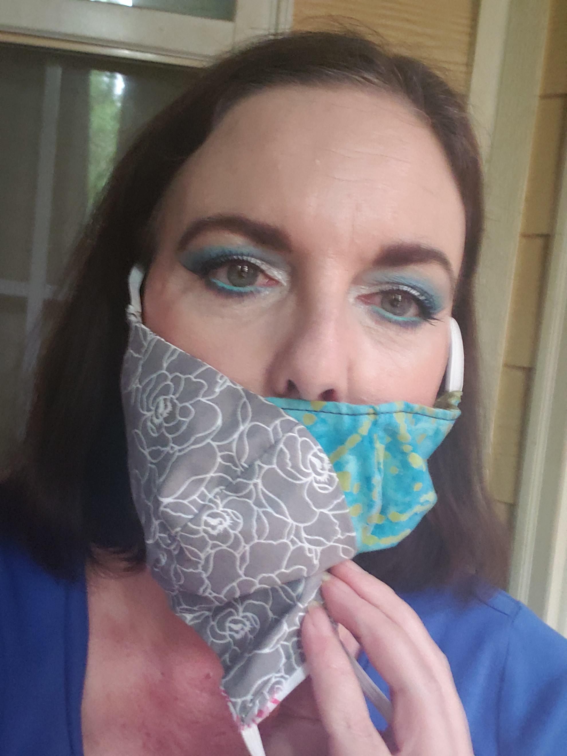 Choosing Which Mask to Wear With Blue Blood r/jeffreestarcosmetics