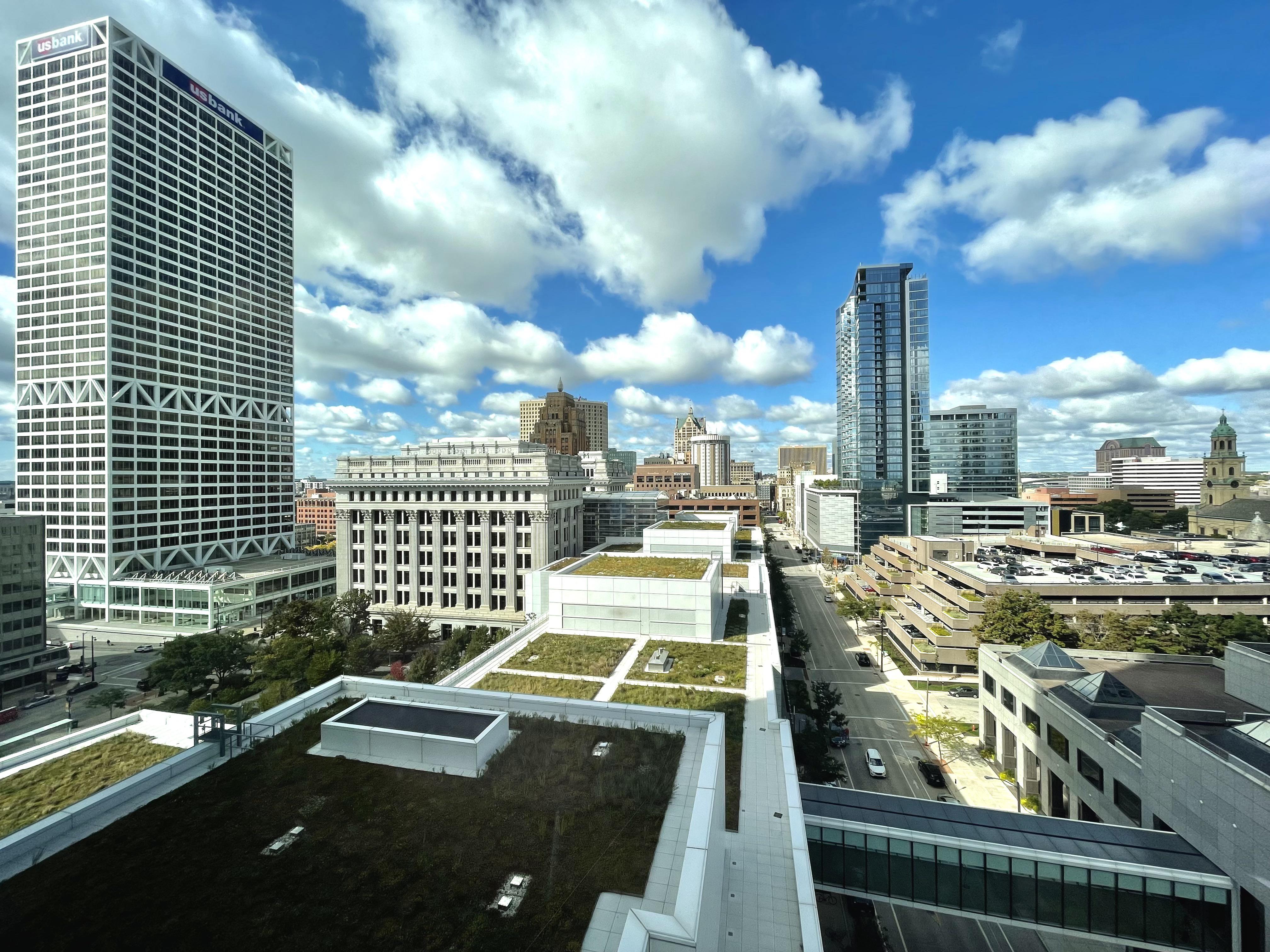 Great day, Milwaukee! r/milwaukee