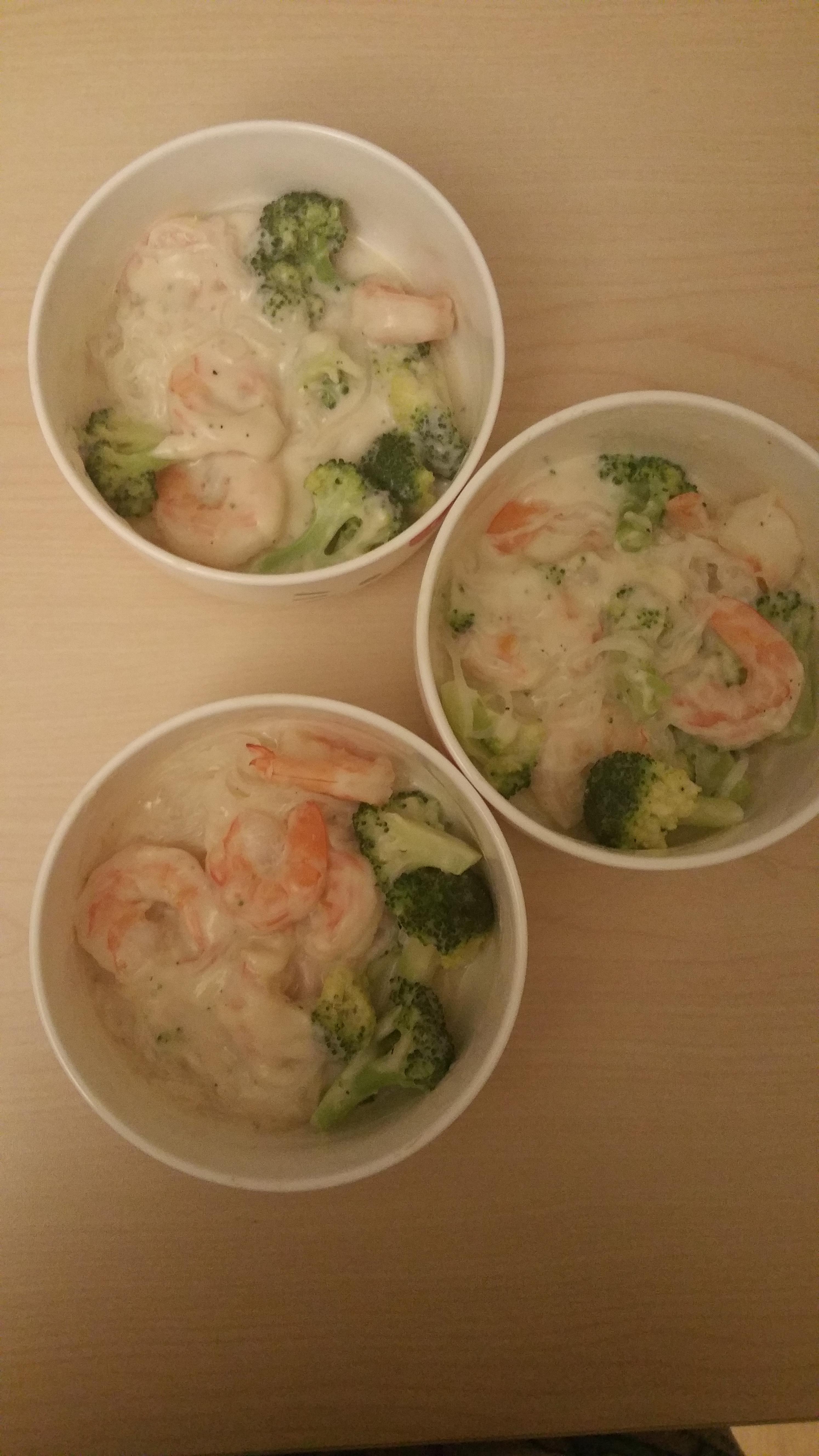 Shrimp Brocolli Shirataki Noodle Alfredo (180 Cal) r/1200isplenty