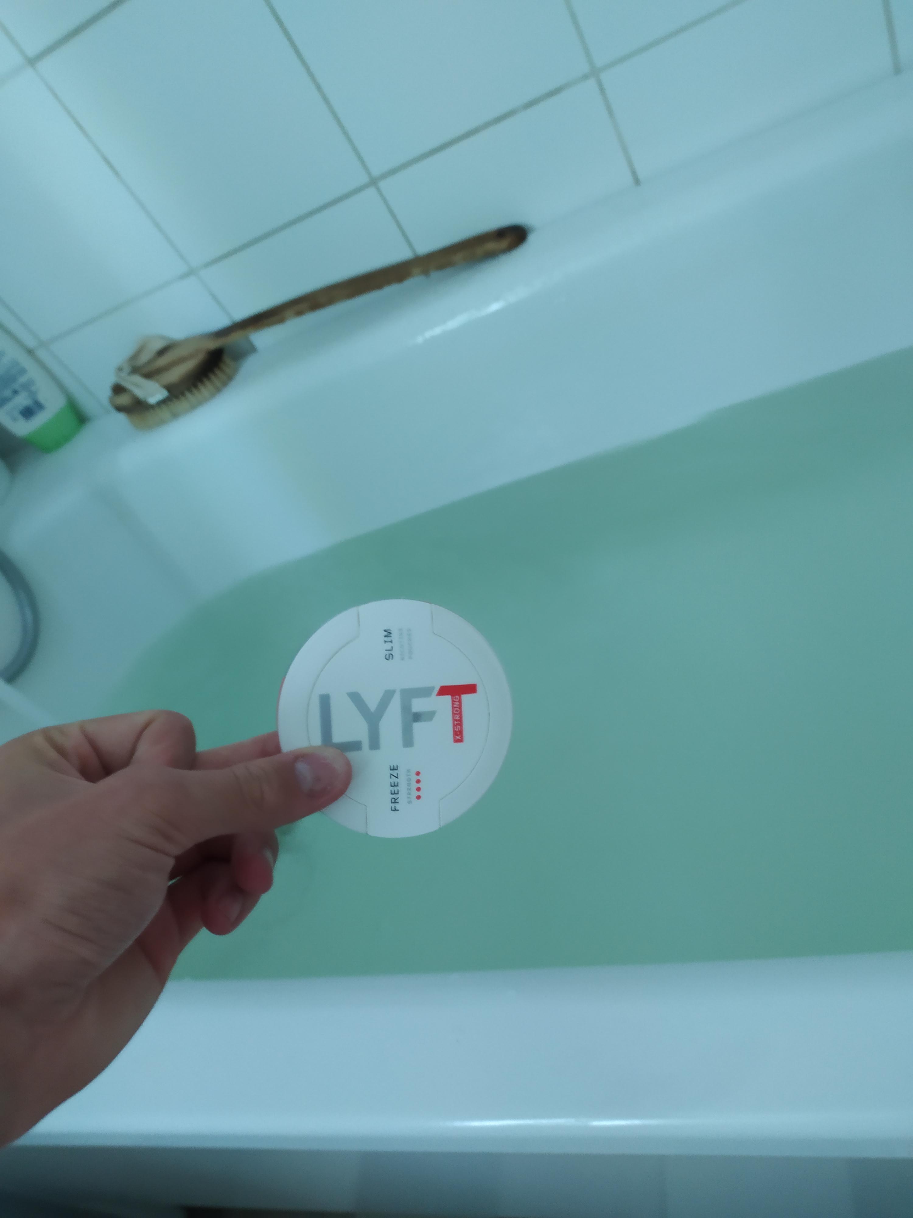 LYFT Freeze and a hot bath, awesome combo. r/Snus