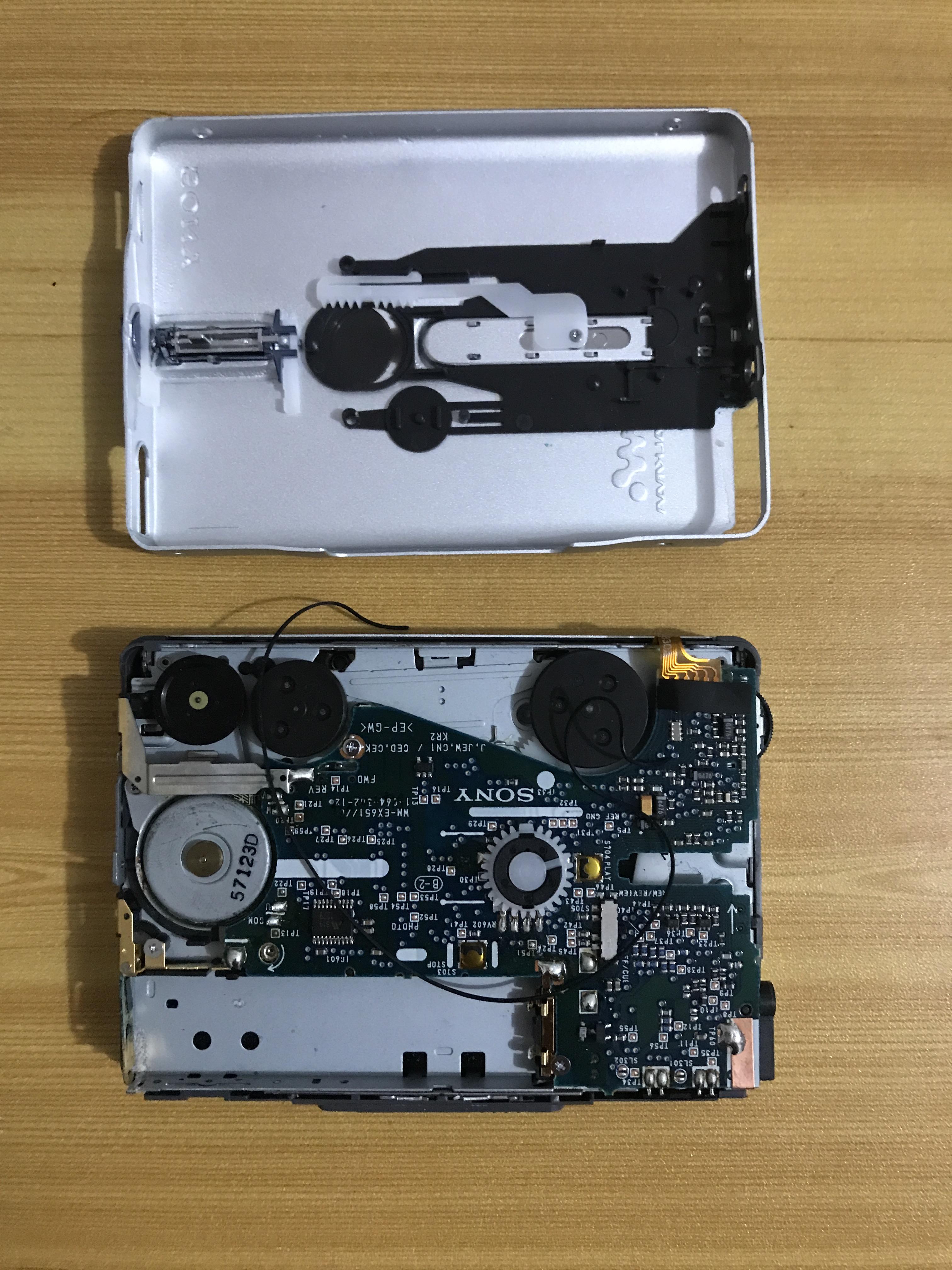 Need help with a Walkman EX 651 the belt snapped and I need to know