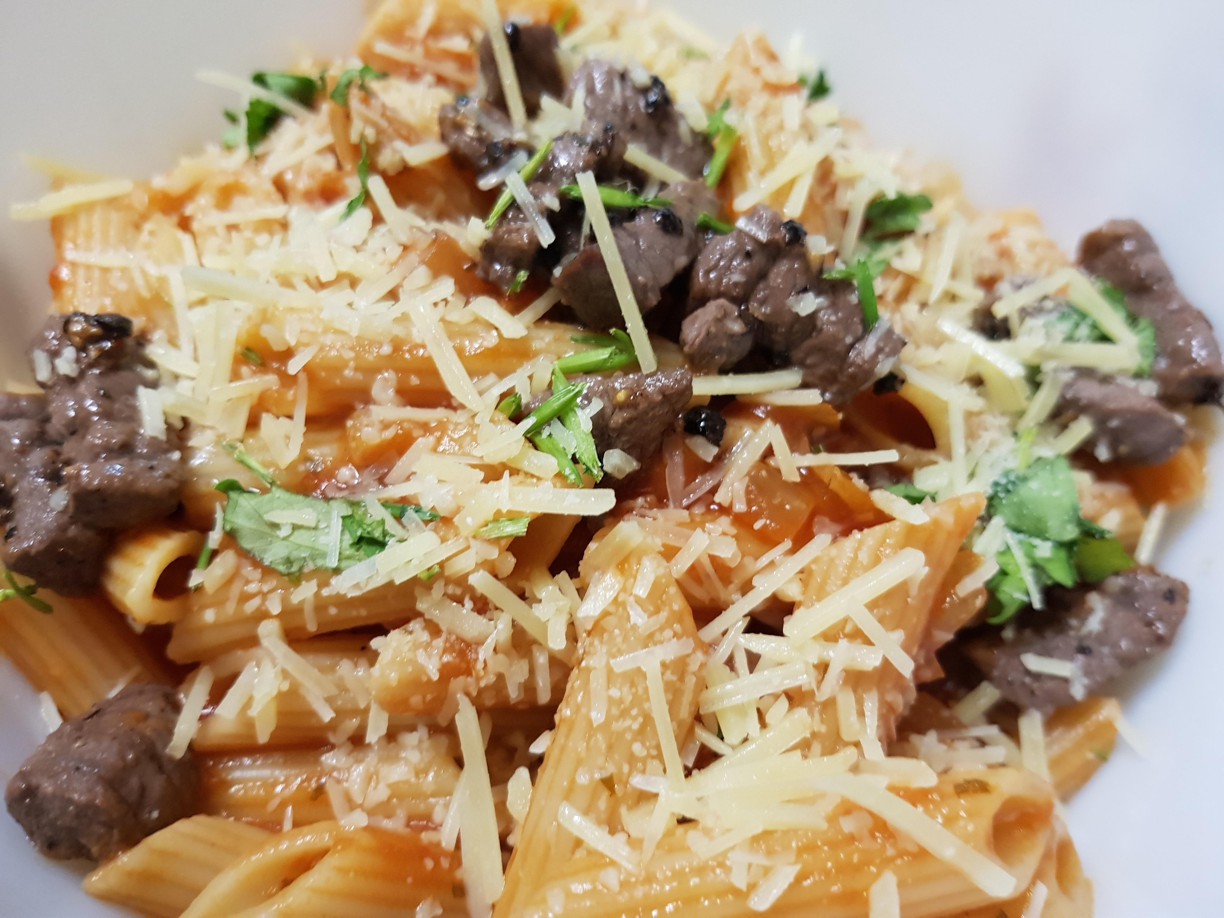 [homemade] penne w/marinara sauce & saute beef strips w/black pepper