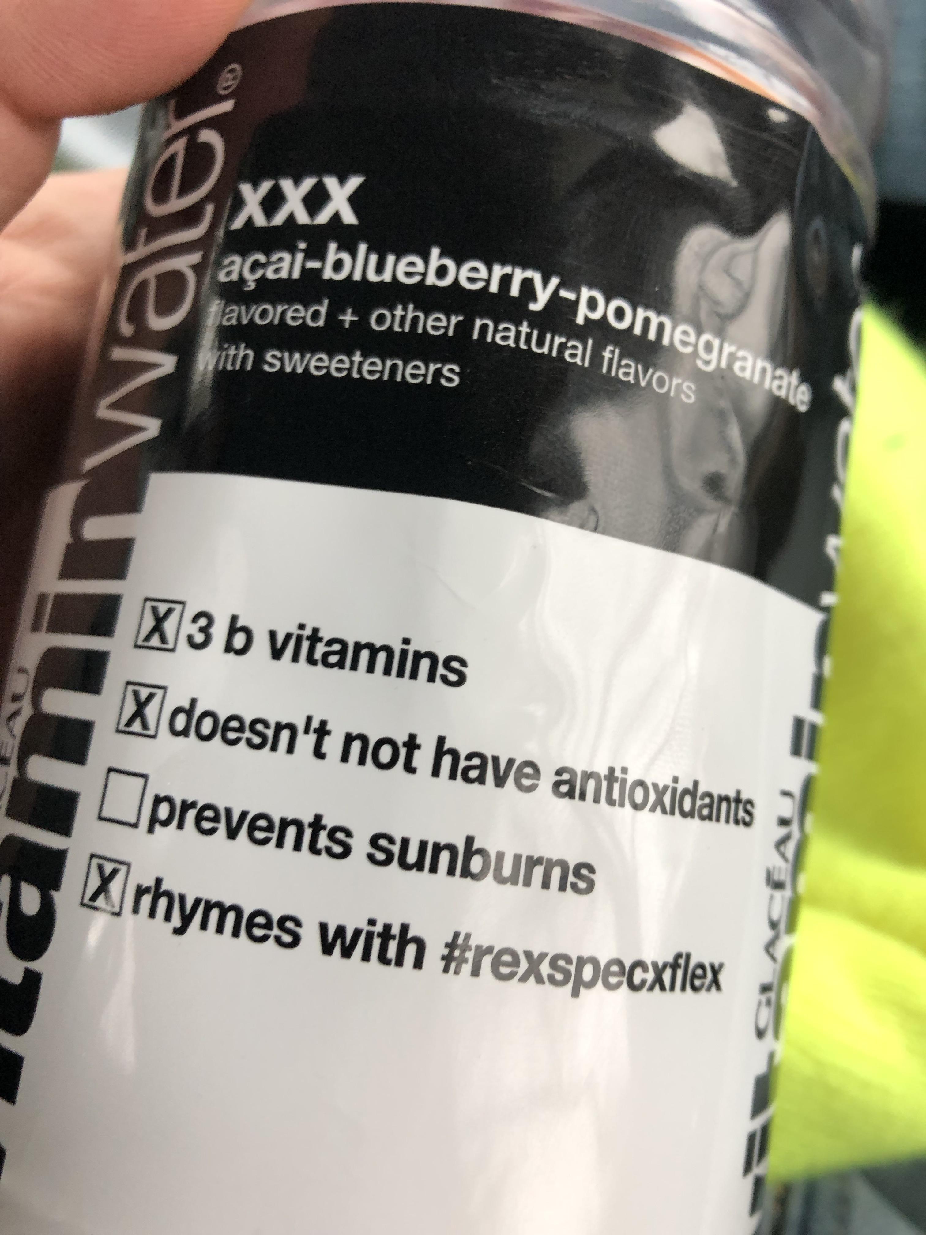 This Vitamin Water label with the jokes r/mildlyinteresting
