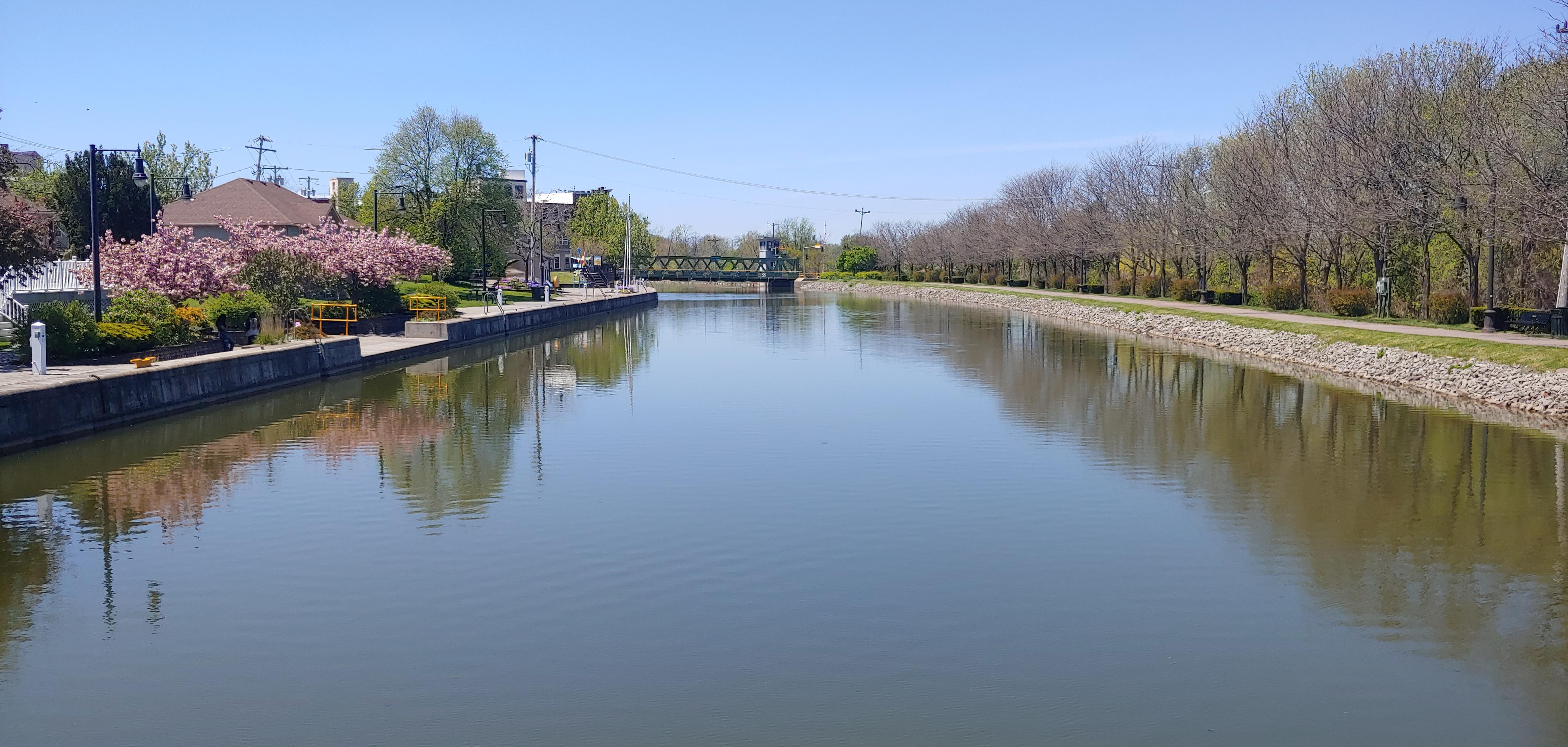 Lift Bridge and the Erie Canal, Brockport New York r/InfrastructurePorn