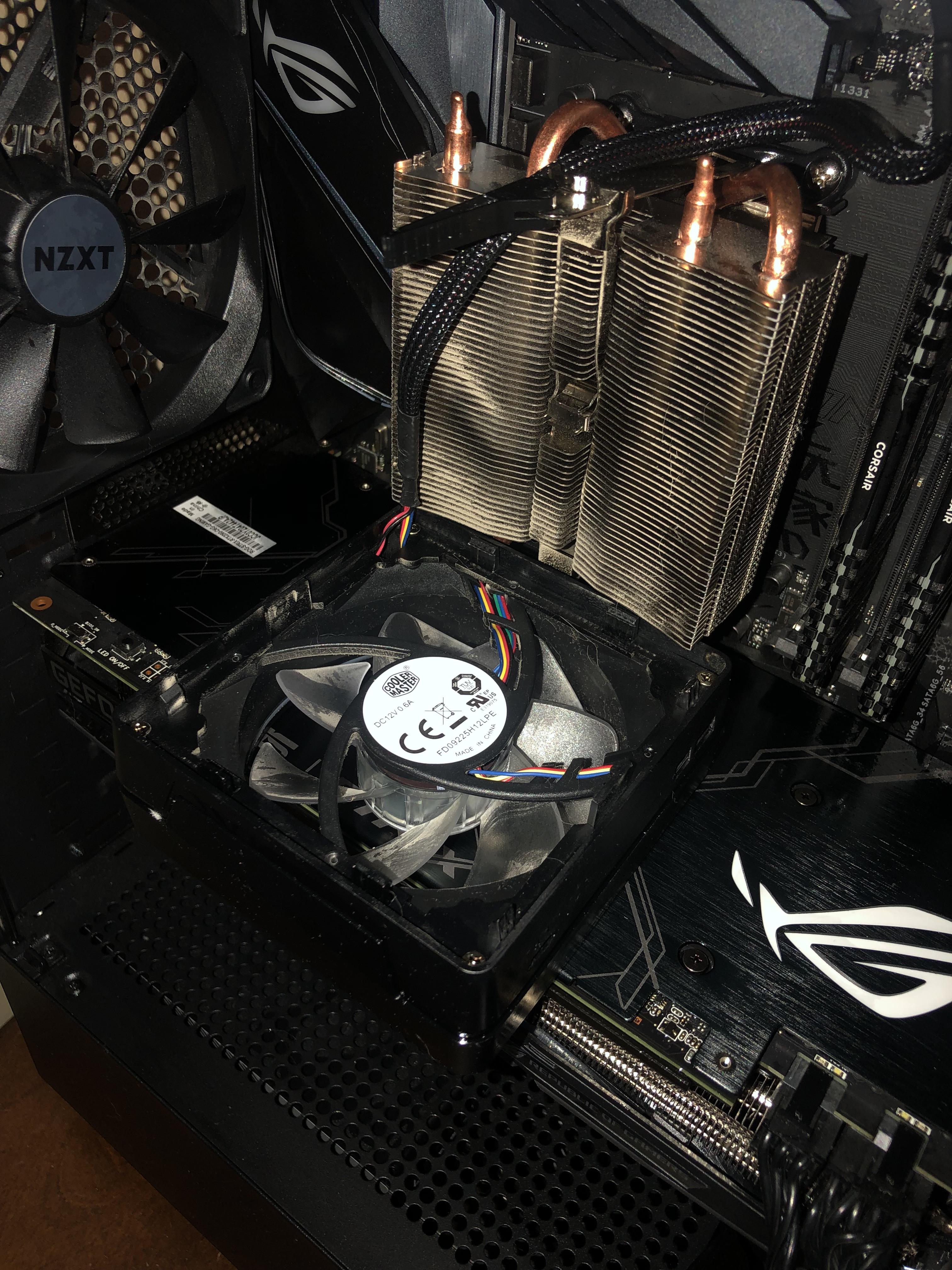 Was cleaning my pc and the fan on my cpu cooler just broke off unwarranted. r/techsupportgore