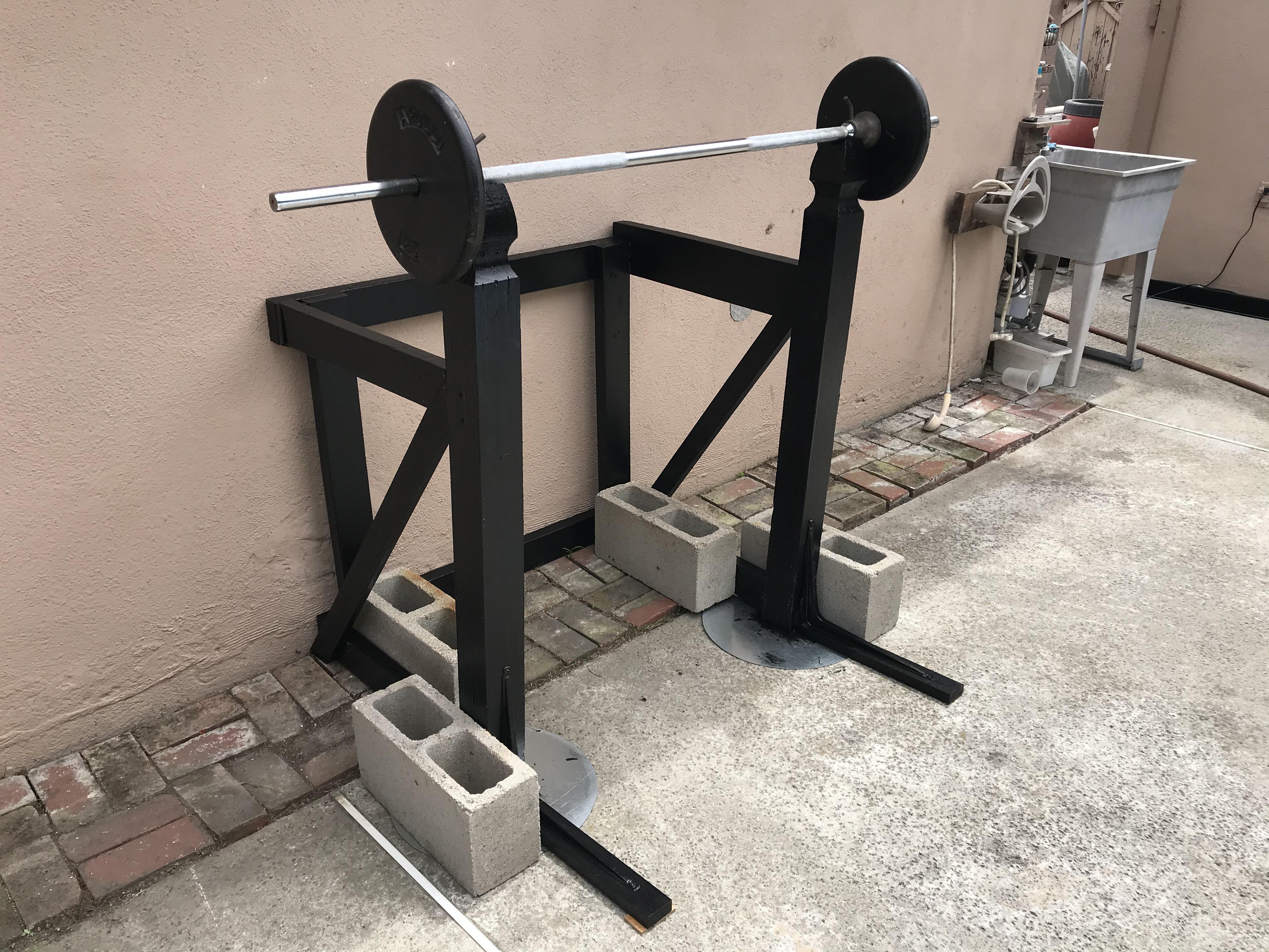 Homemade squat rack.....made from junk... costs absolutely nothing. r/homegym