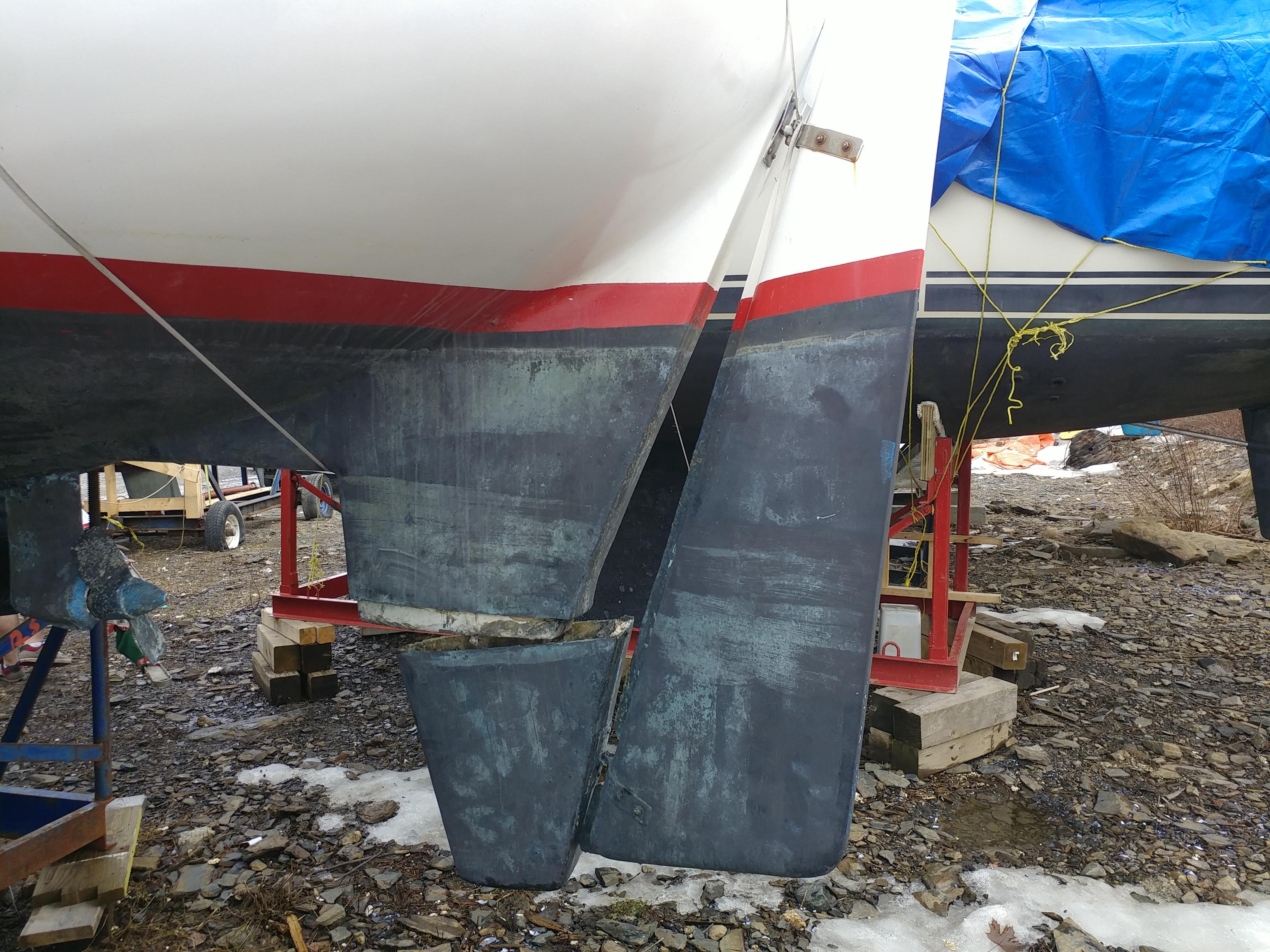 Skeg on this Halman 27 is broken. Im thinking of buying this boat but I