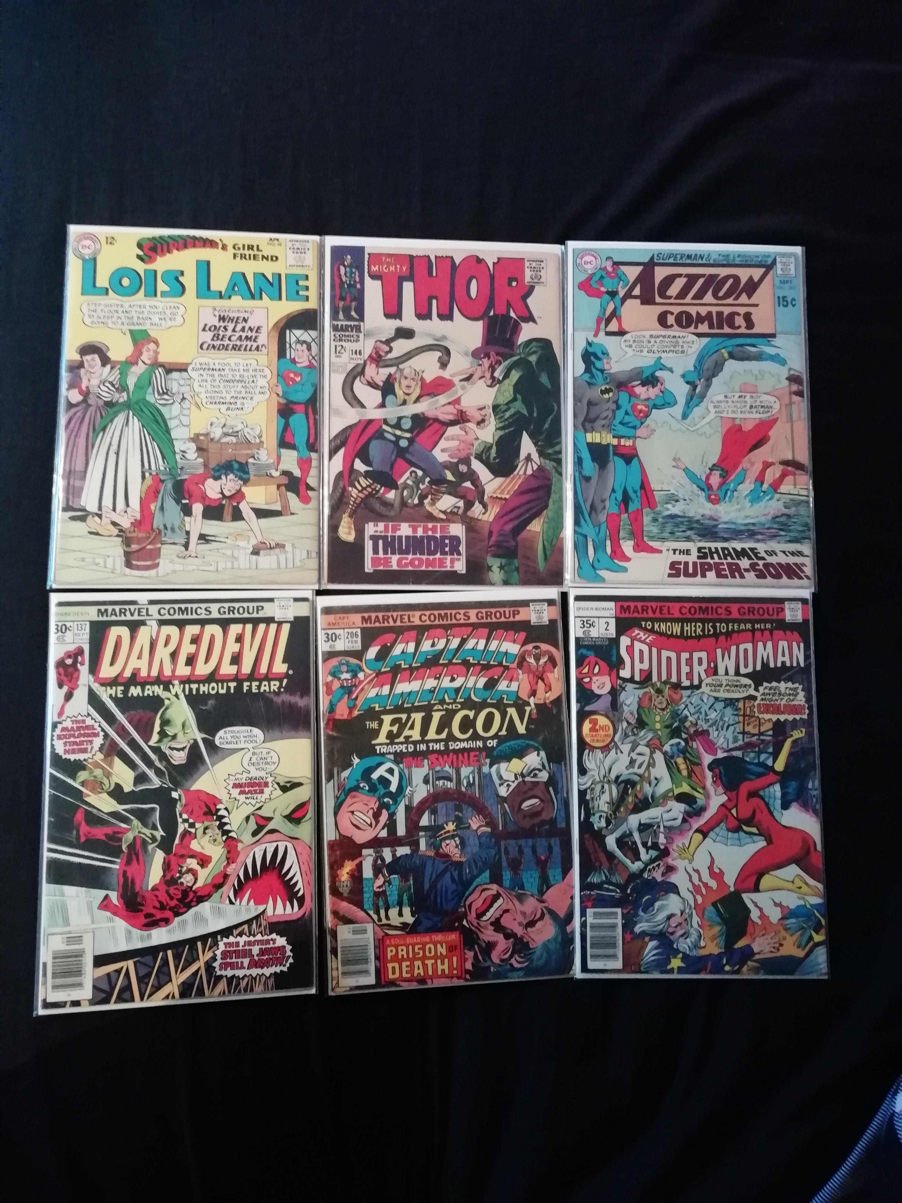 Bought my first comic book mystery box, these are the most interesting