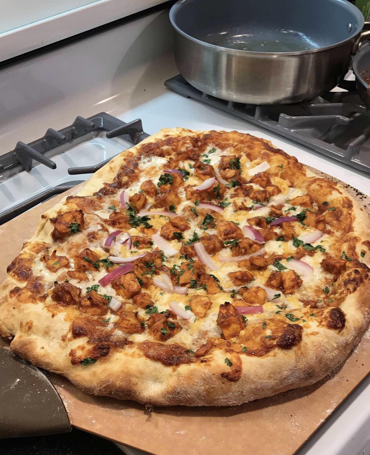 [homemade] BBQ Chicken pizza r/food