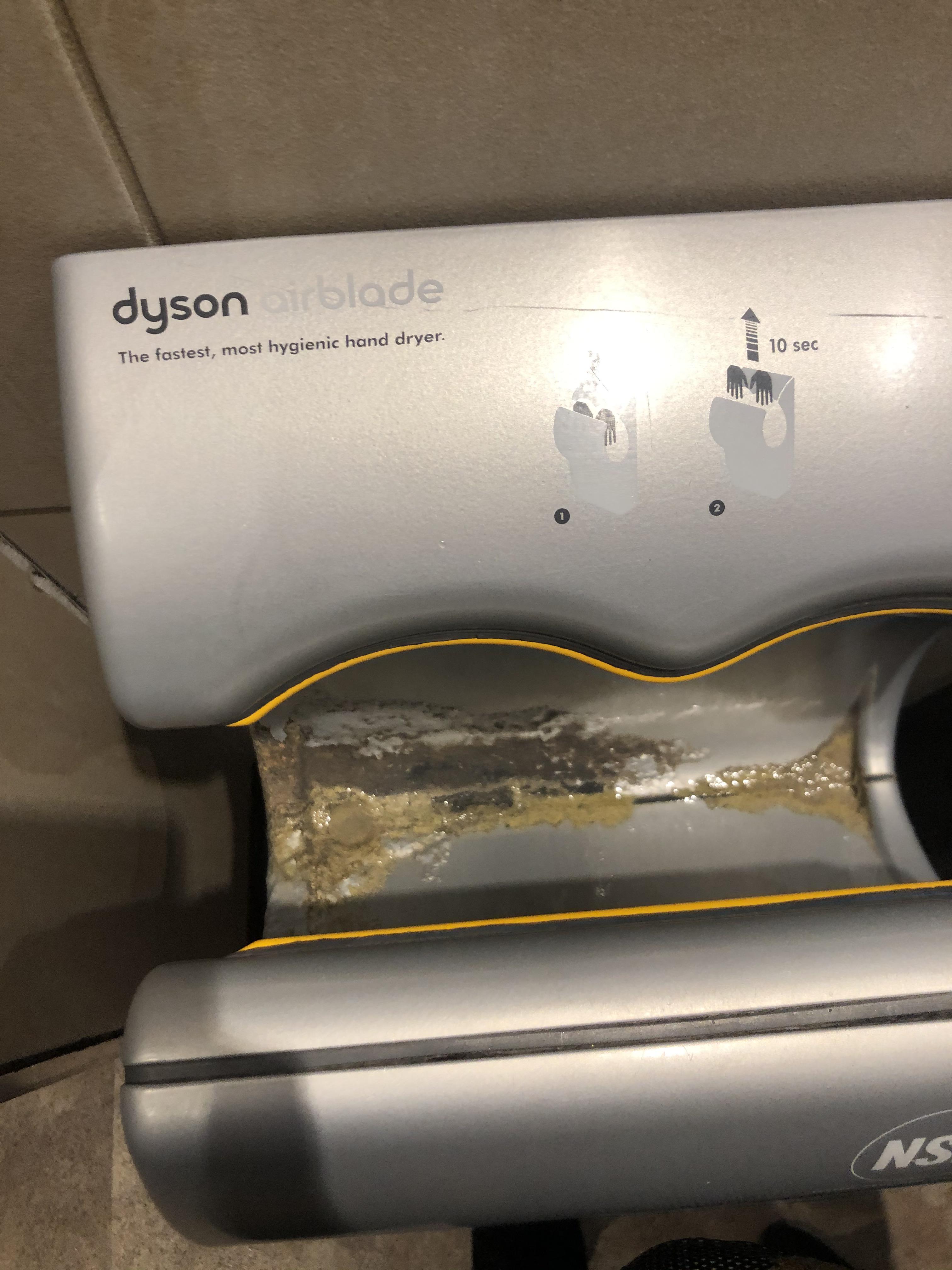 “Most hygienic hand dryer” found in Blackheath yesterday. r/CasualUK