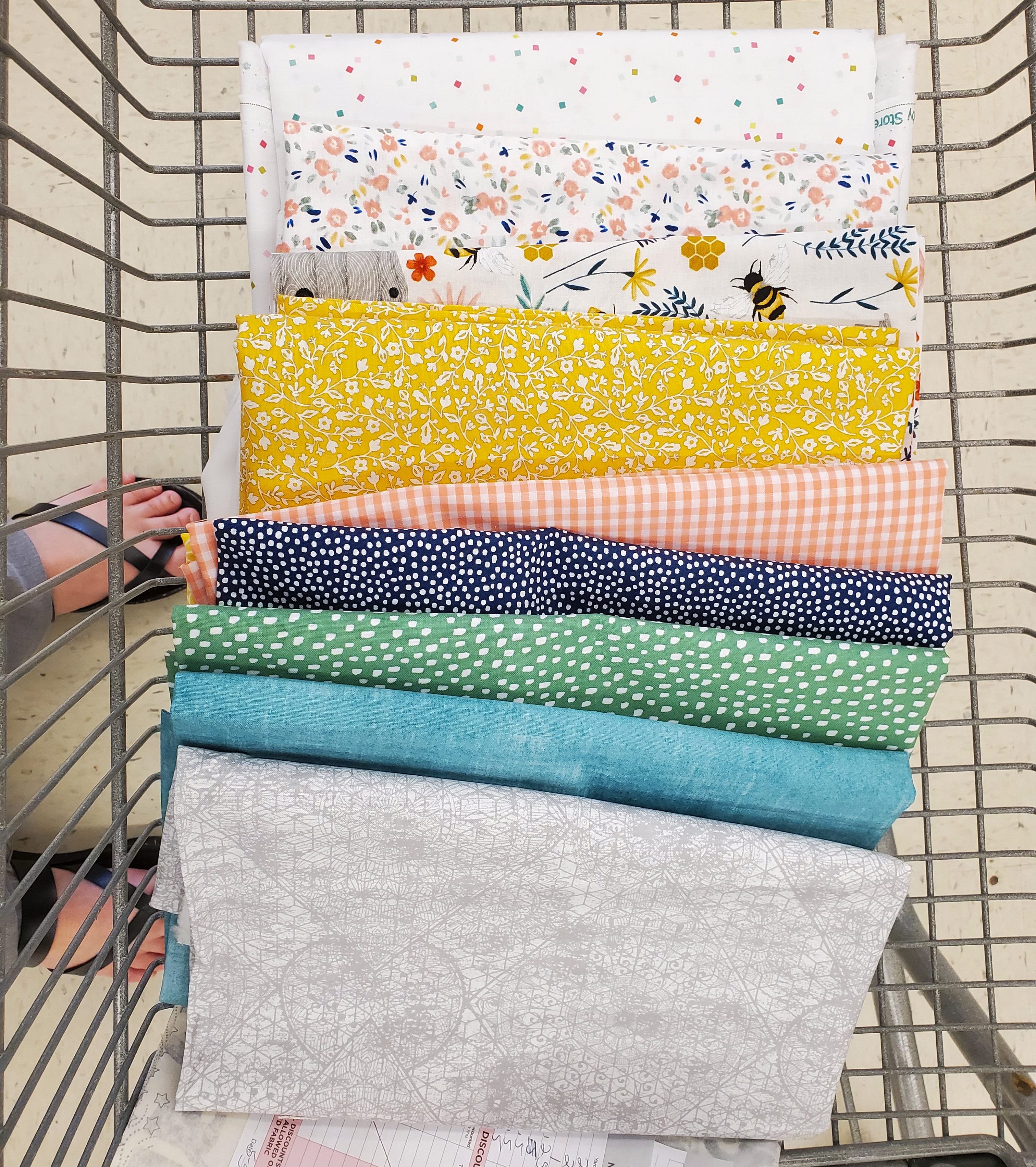 I was asked to make a "summery" quilt for a baby girl. Not too sure