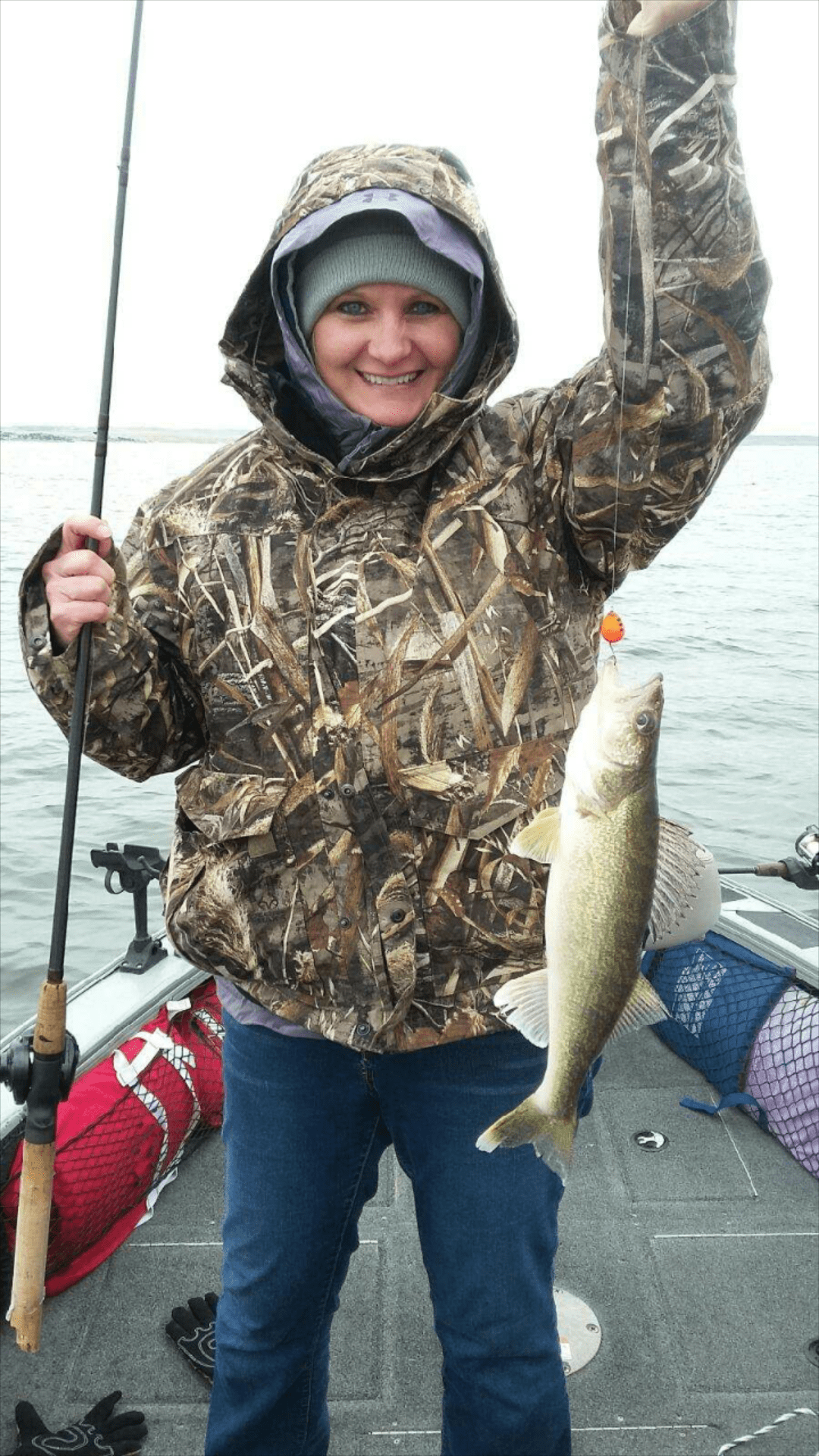 BRRRRR.... Fishing at Lake McConaughy for some Walleye r/Fishing